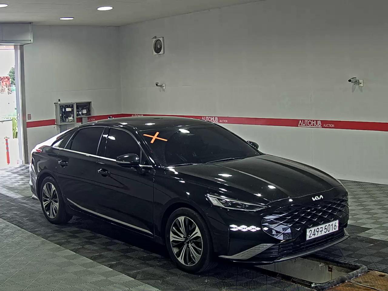 Kia K8 - 2
