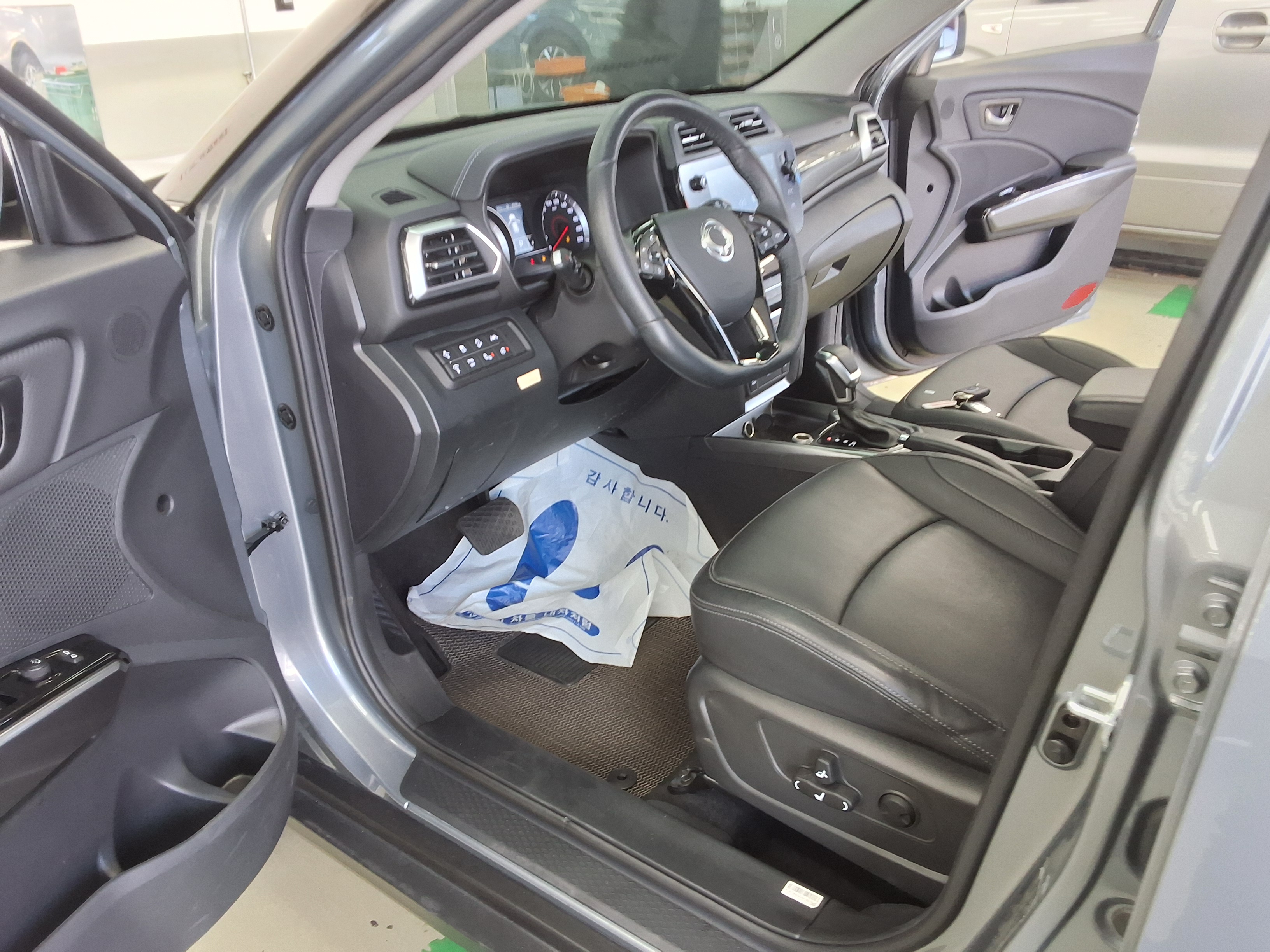KG Mobility Tivoli 2024 - Image 16