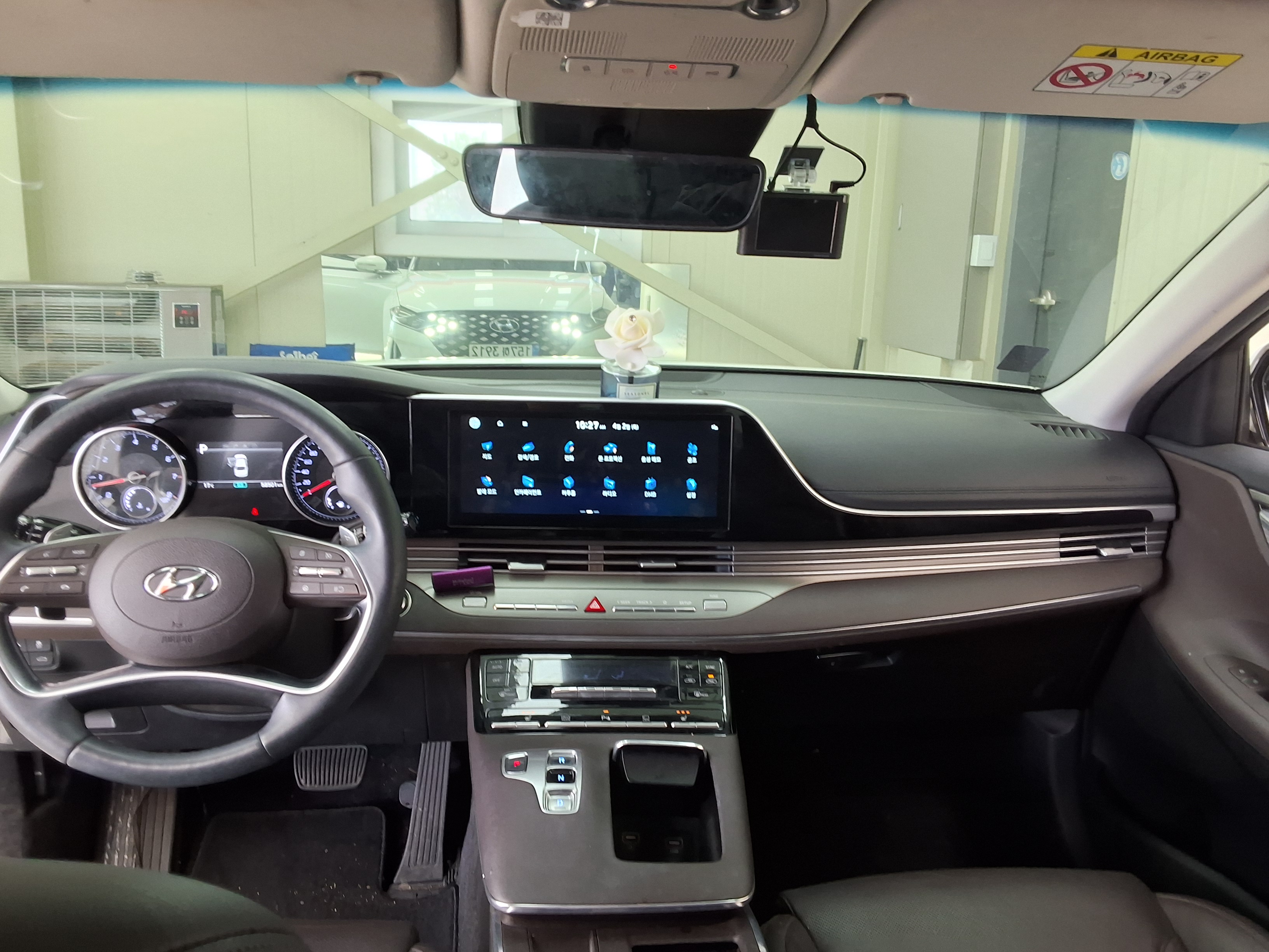 هيونداي جرانجر 2021 - صورة 17