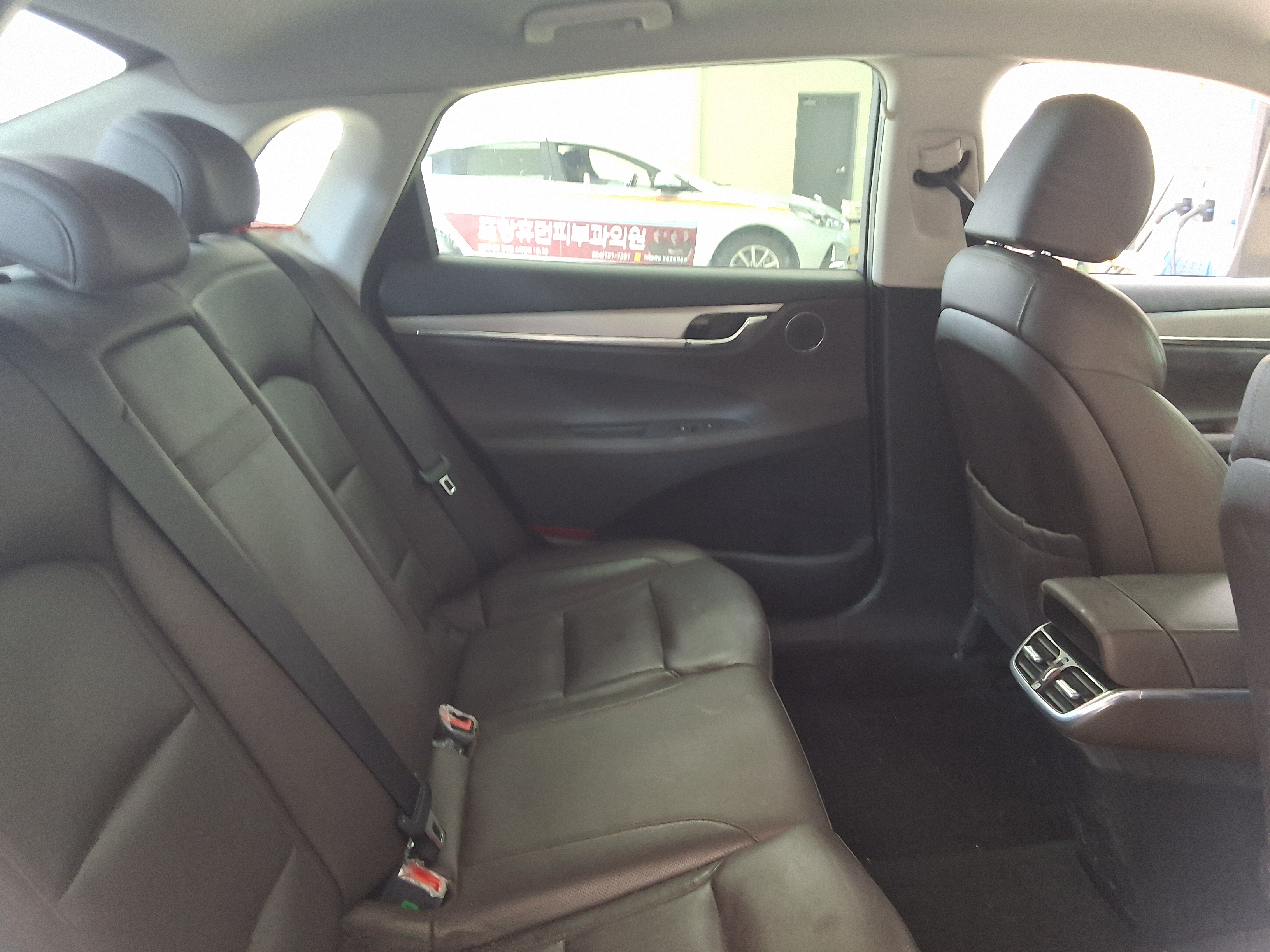 هيونداي جرانجر 2021 - صورة 12