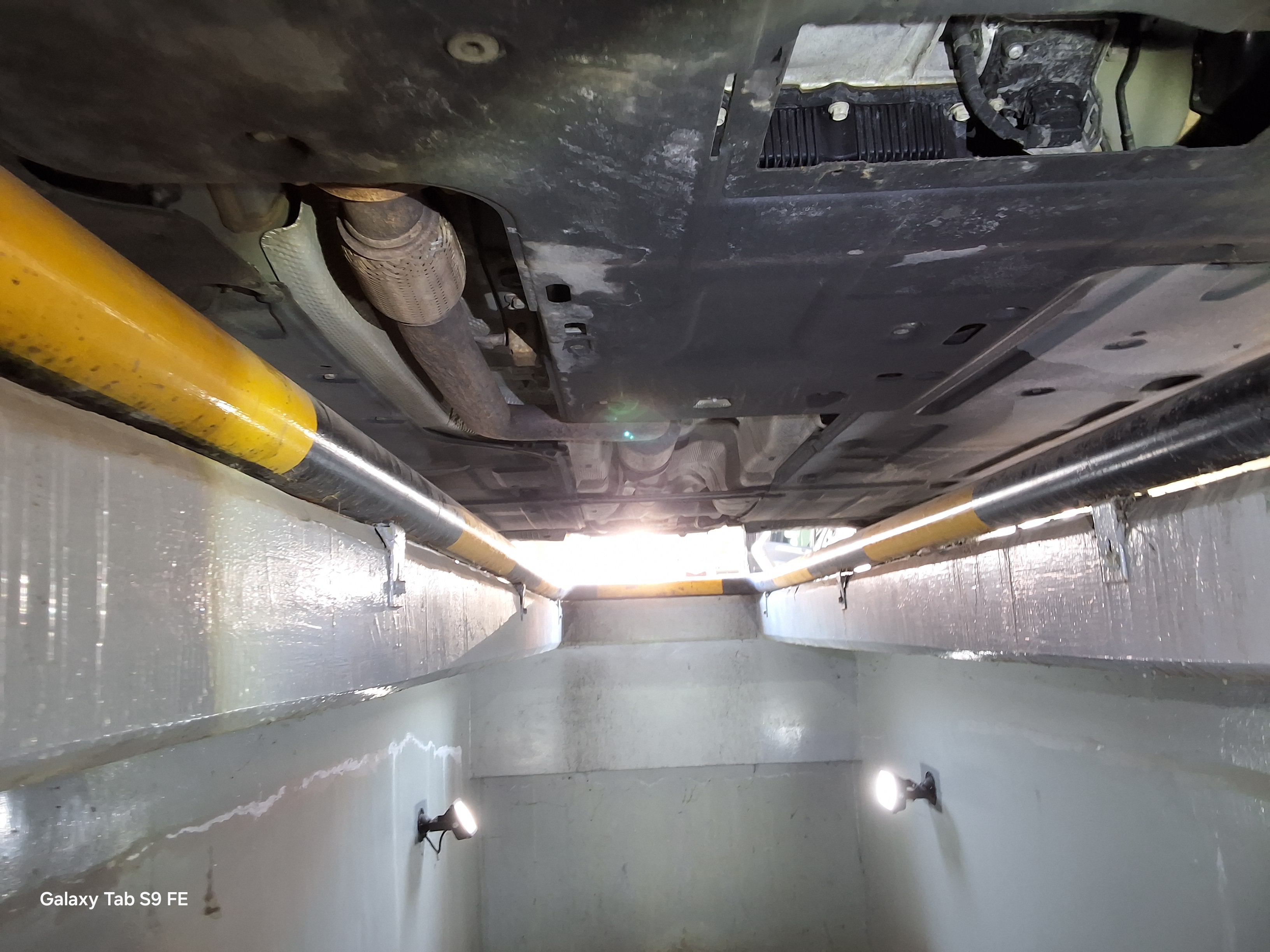 Hyundai Genesis 2022 - Image 20