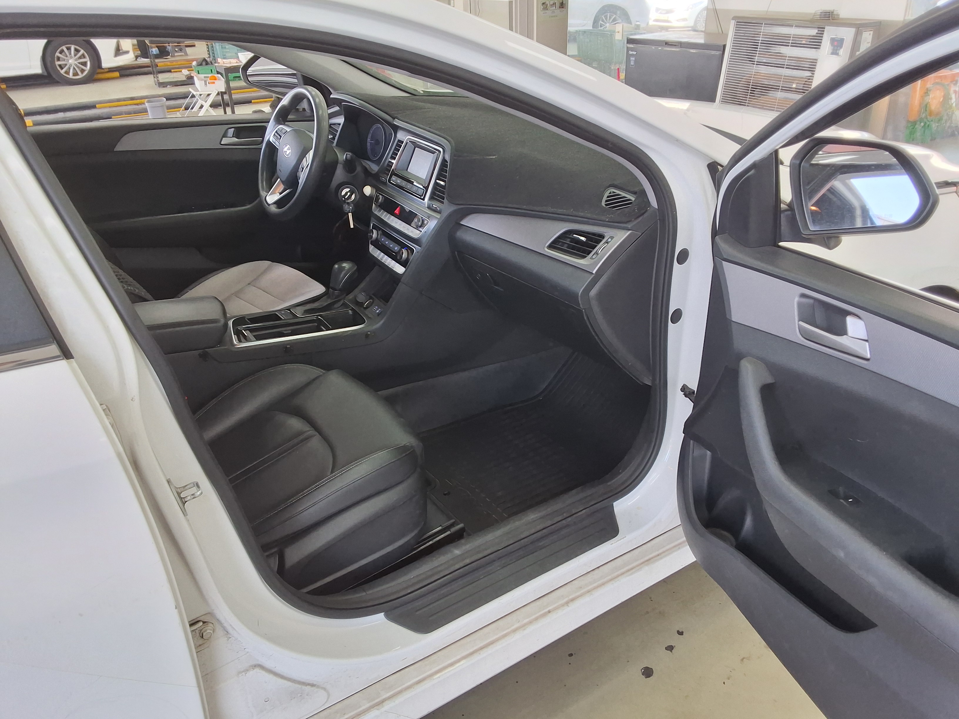 Hyundai Sonata 2020 - Image 13