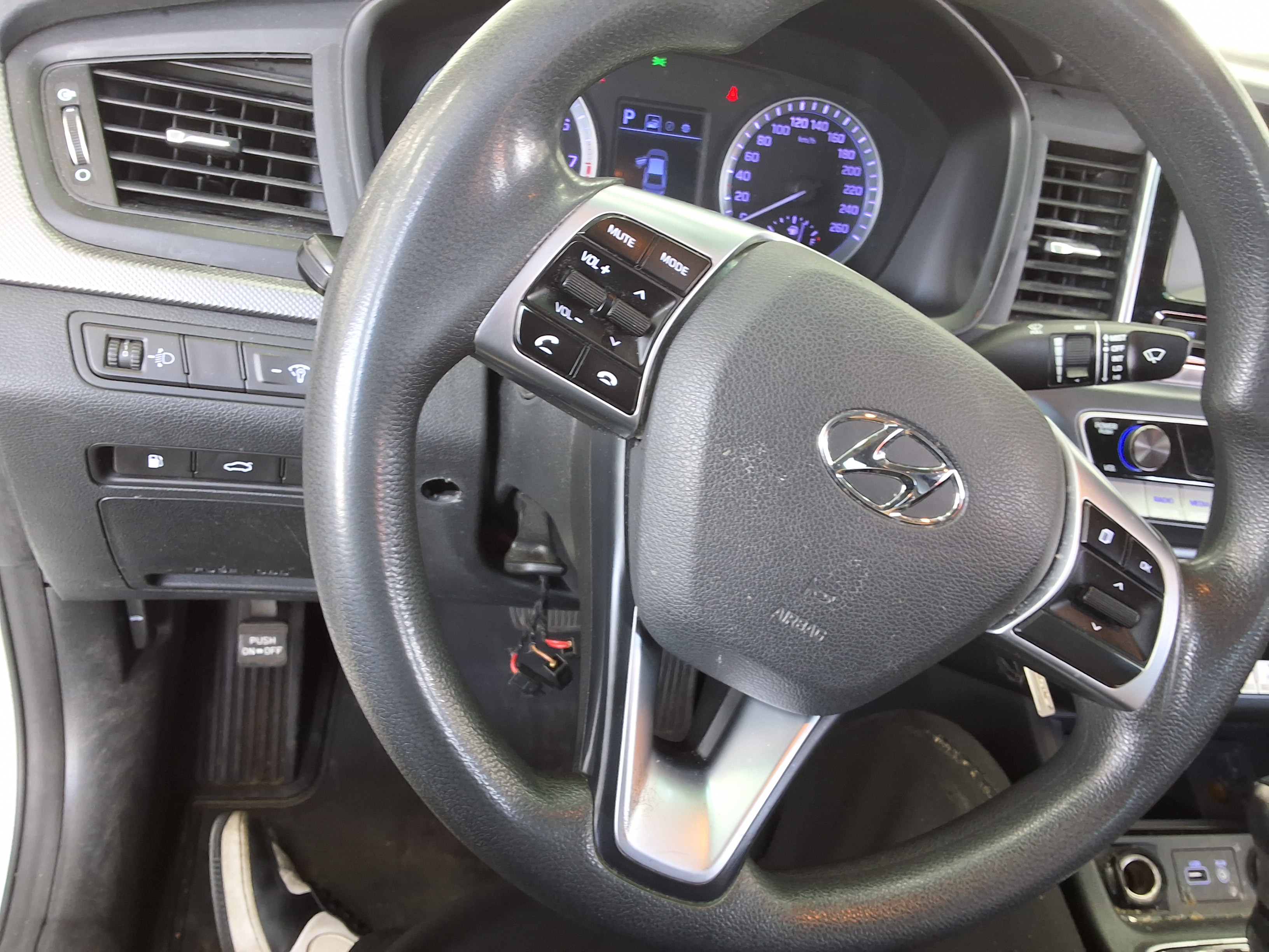 Hyundai Sonata 2020 - Image 21