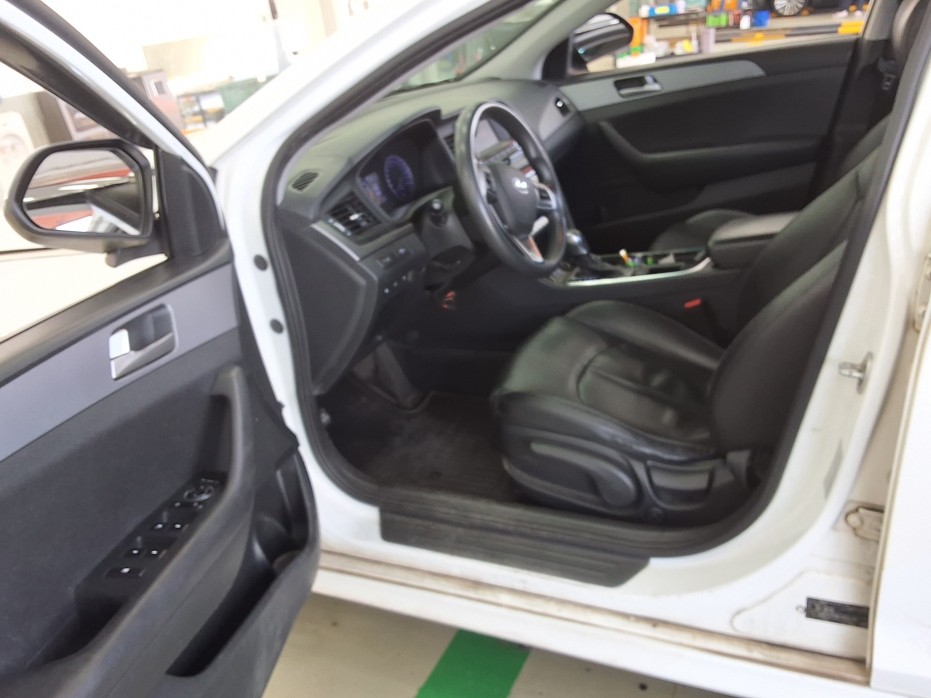 Hyundai Sonata 2020 - Image 9
