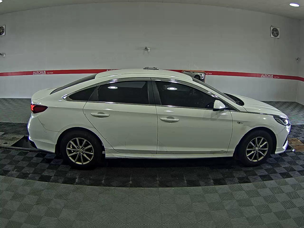 Hyundai Sonata 2020 - Image 3