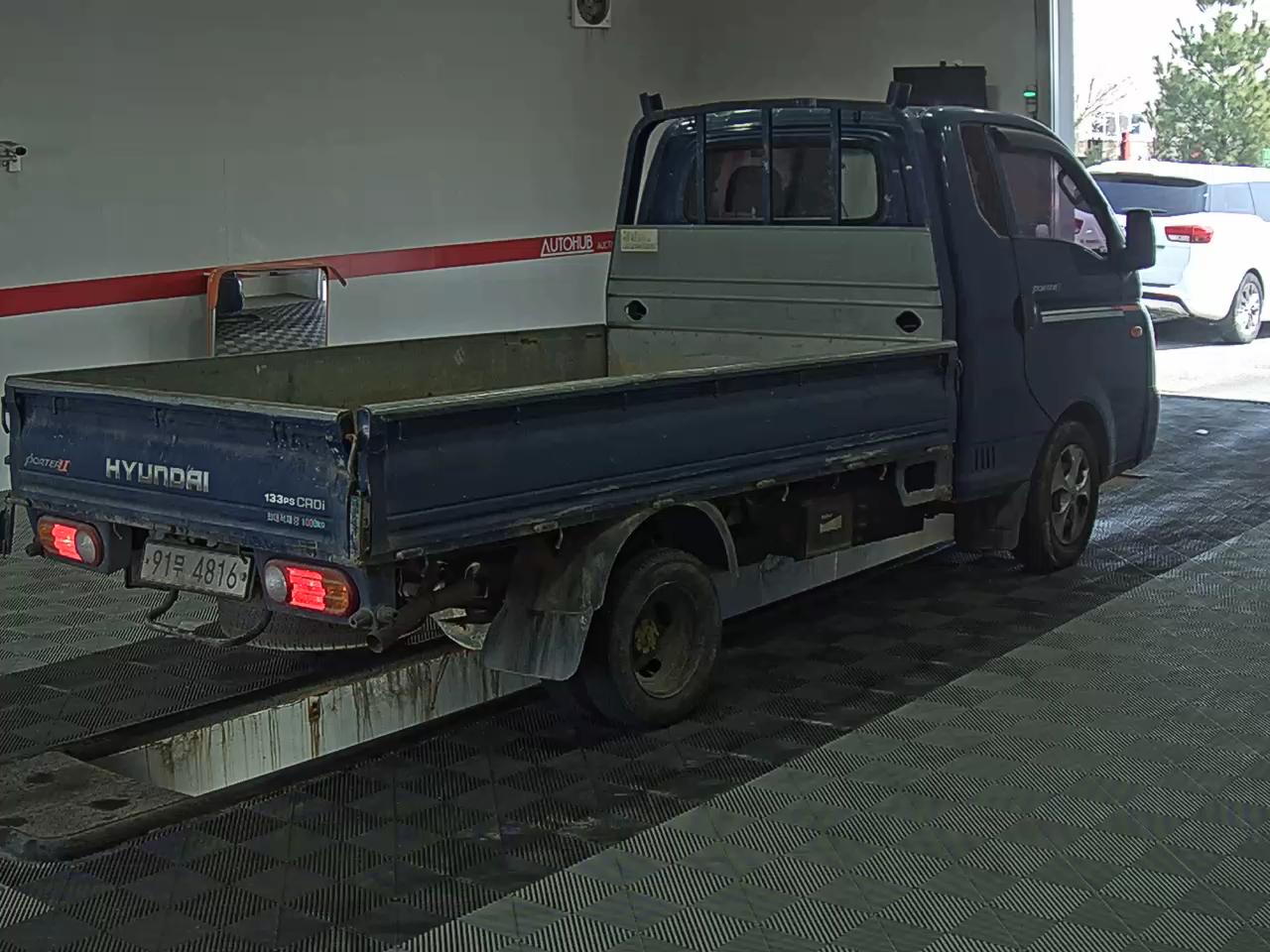 Hyundai Porter - 4