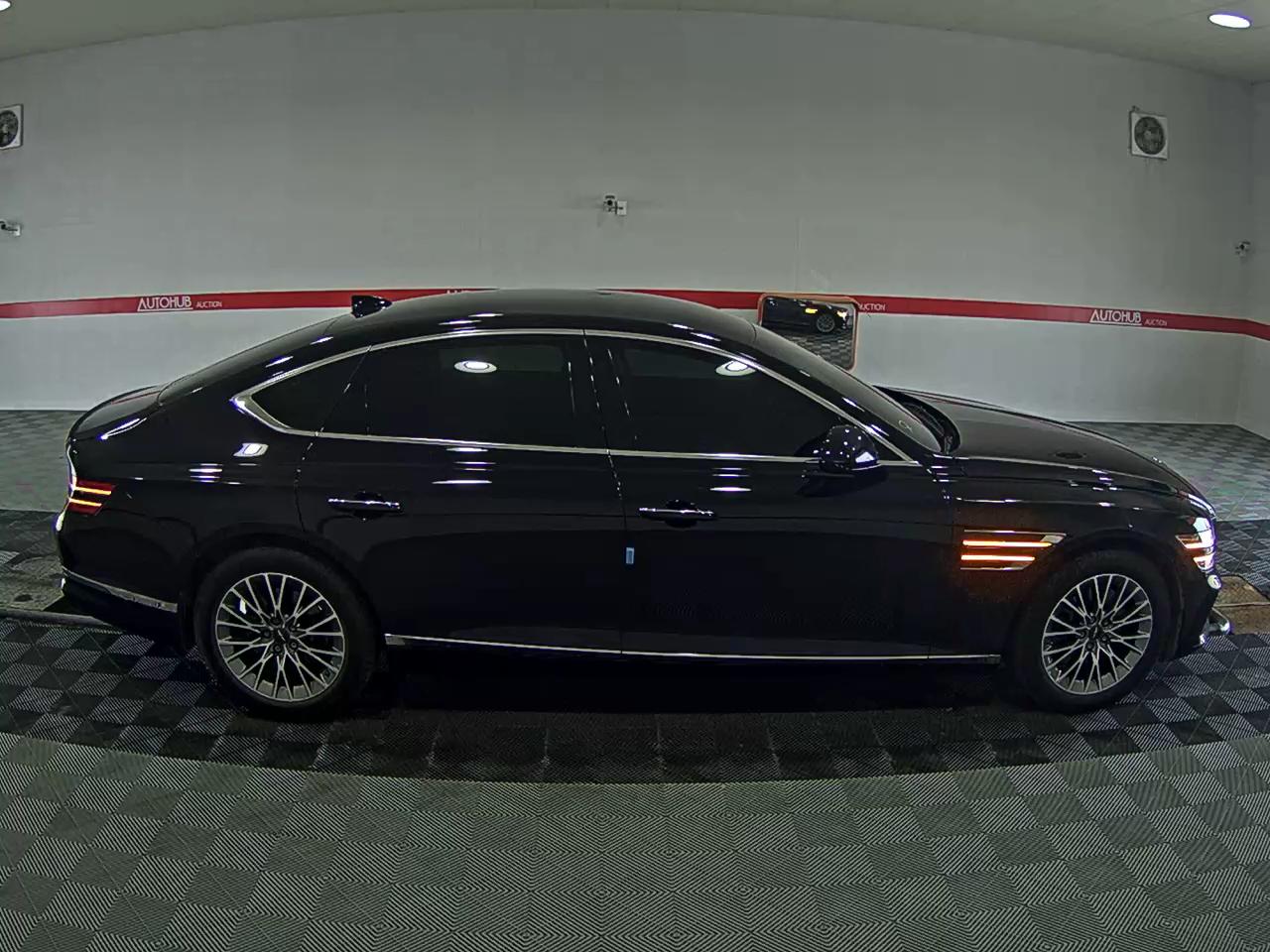 Hyundai Genesis 2022 - Image 3