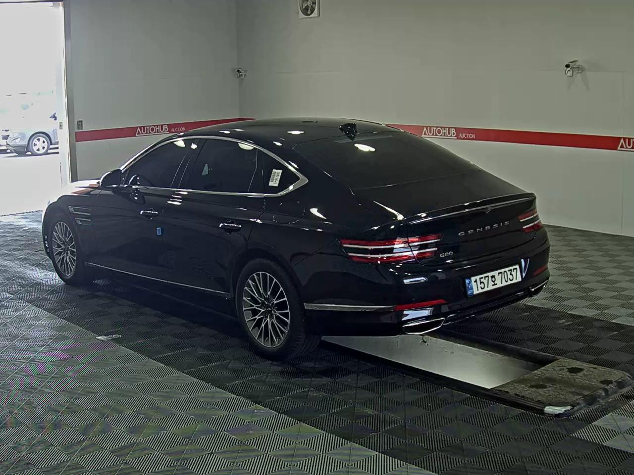 Hyundai Genesis 2022 - Image 5