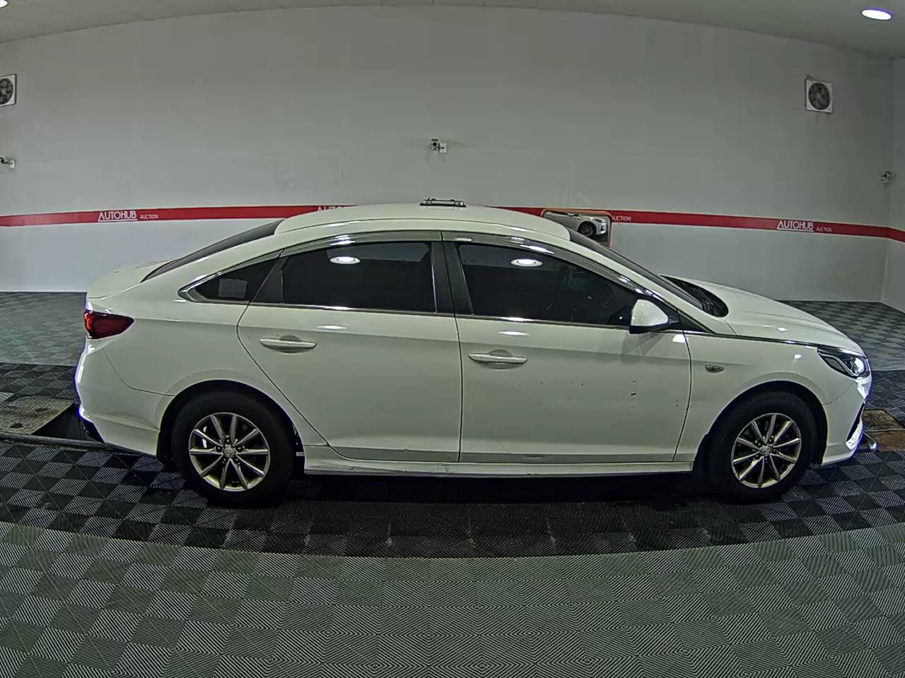Hyundai Sonata 2020 - Image 3