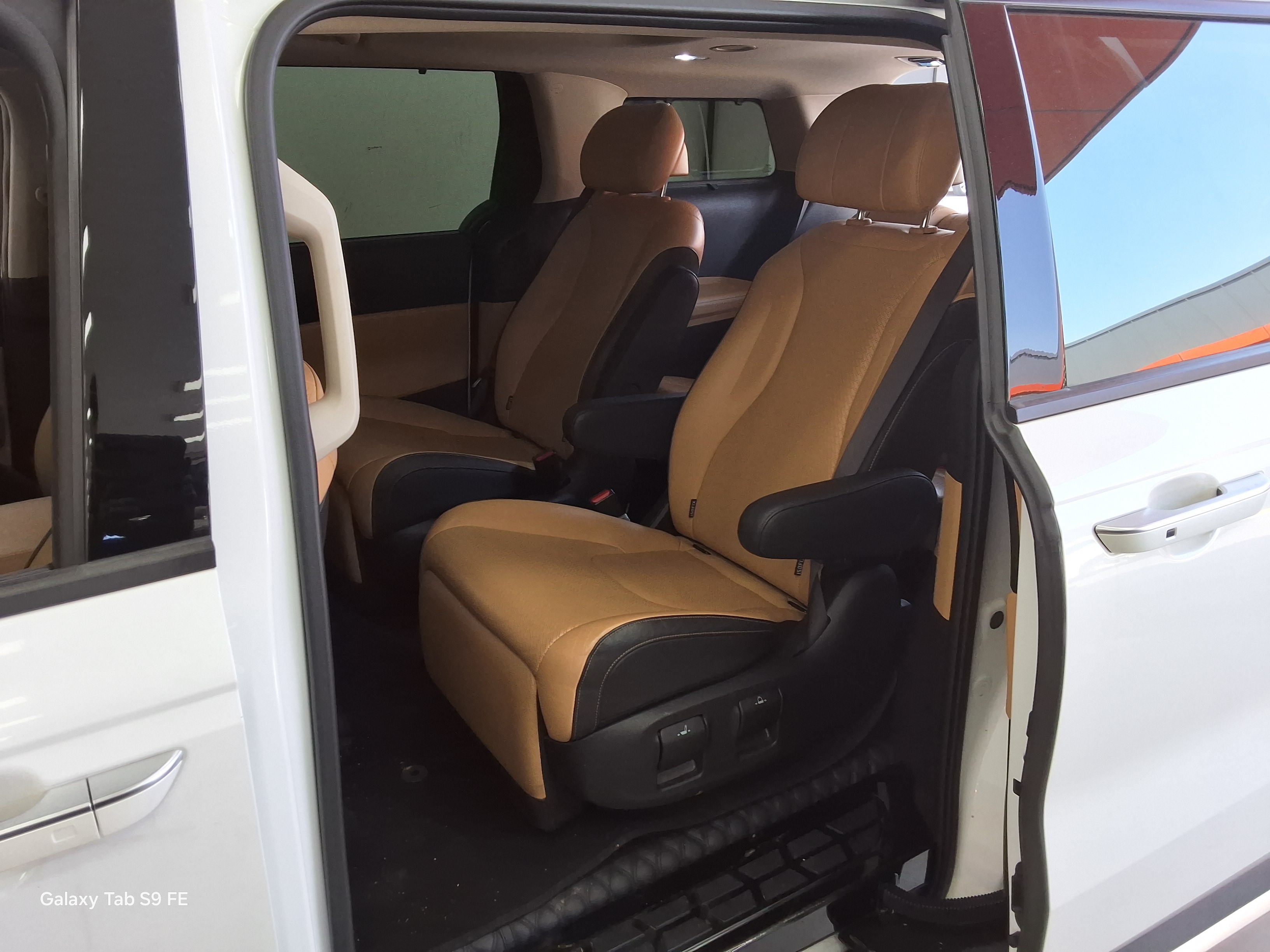 Kia Carnival 2023 - Image 11