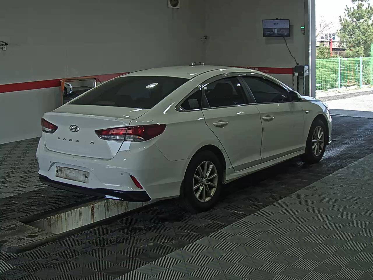 Hyundai Sonata 2020 - Image 4