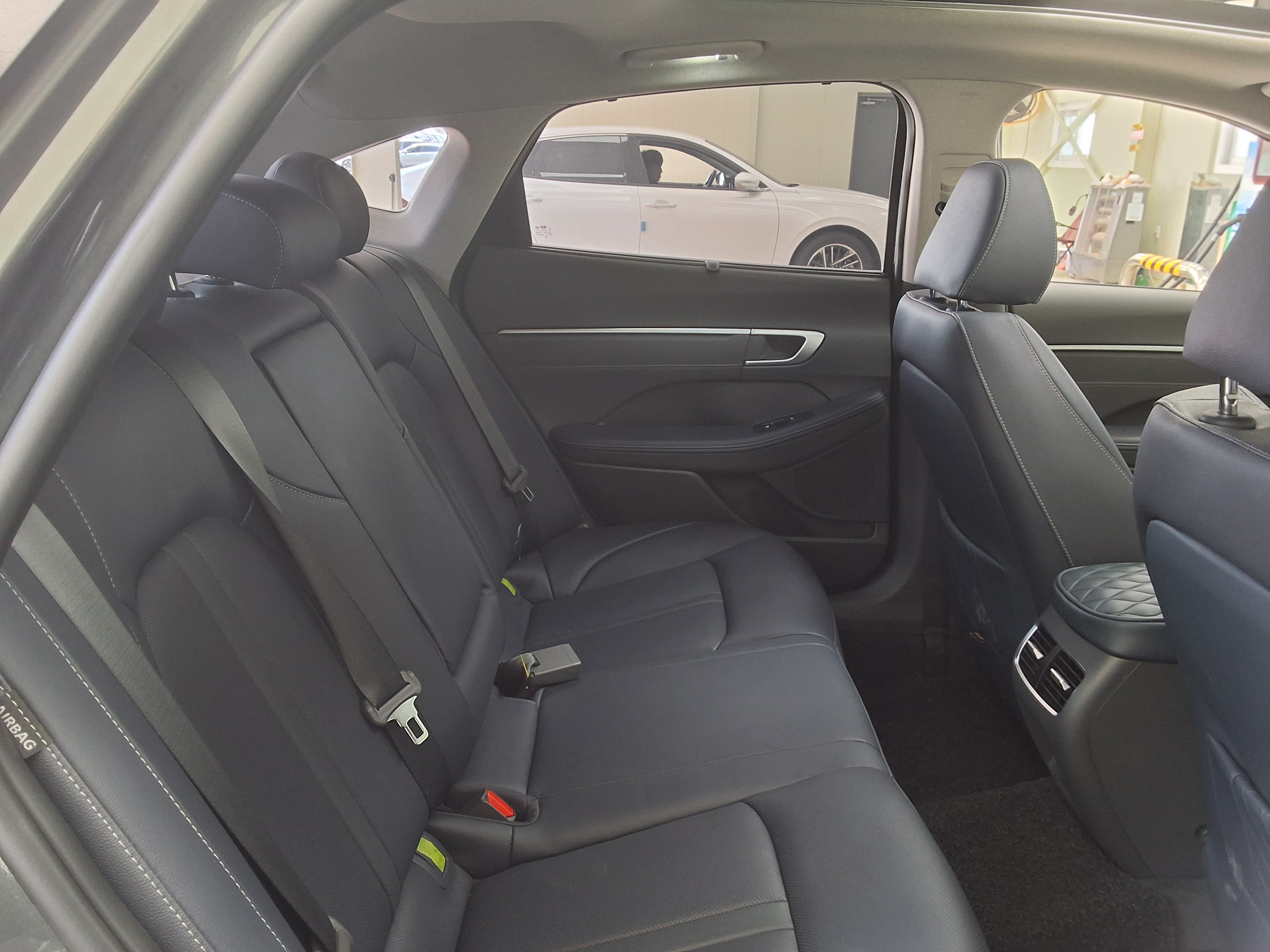 Hyundai Sonata 2025 - Image 12