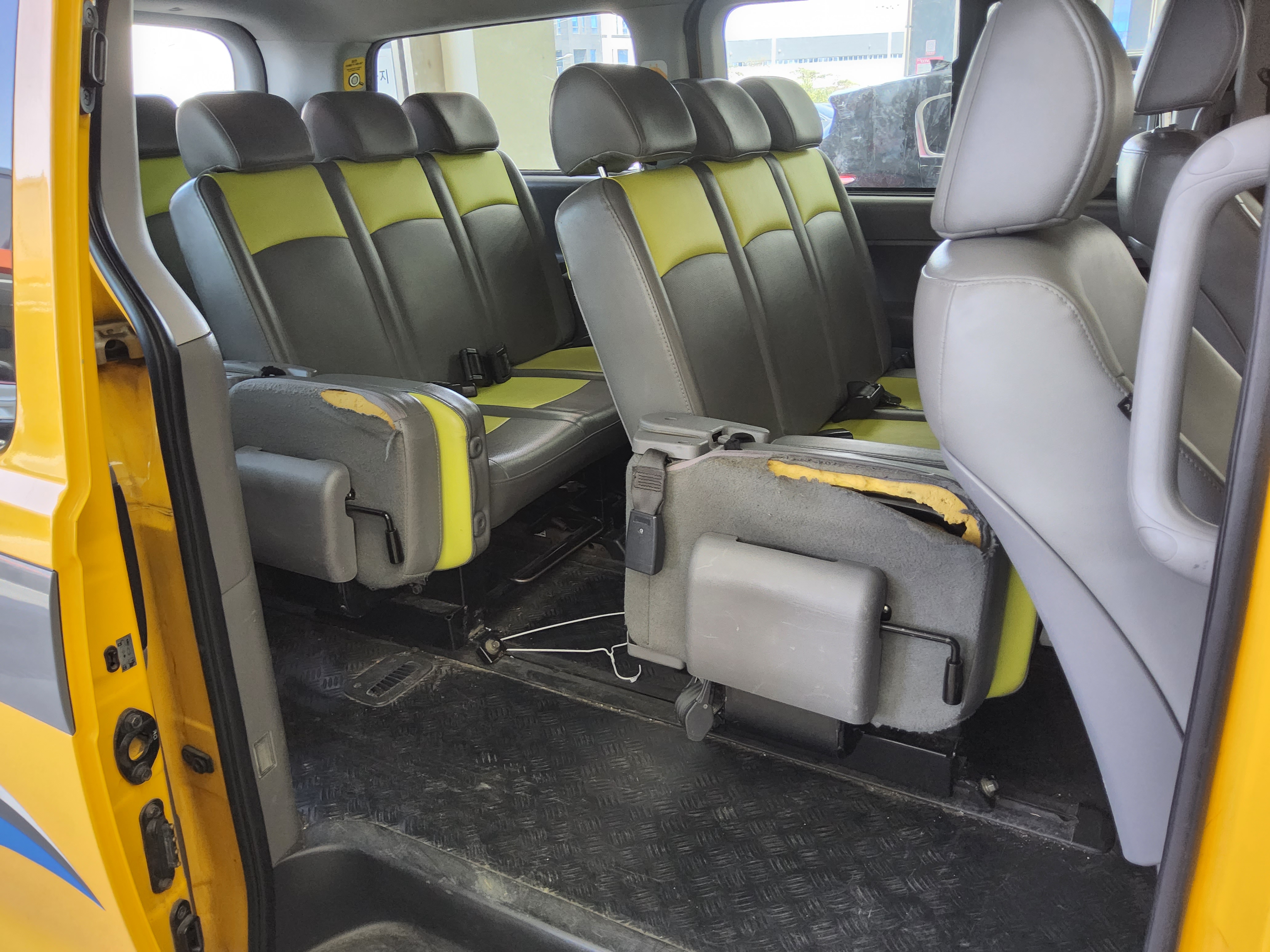 Hyundai Grand Starex 2021 - Image 12