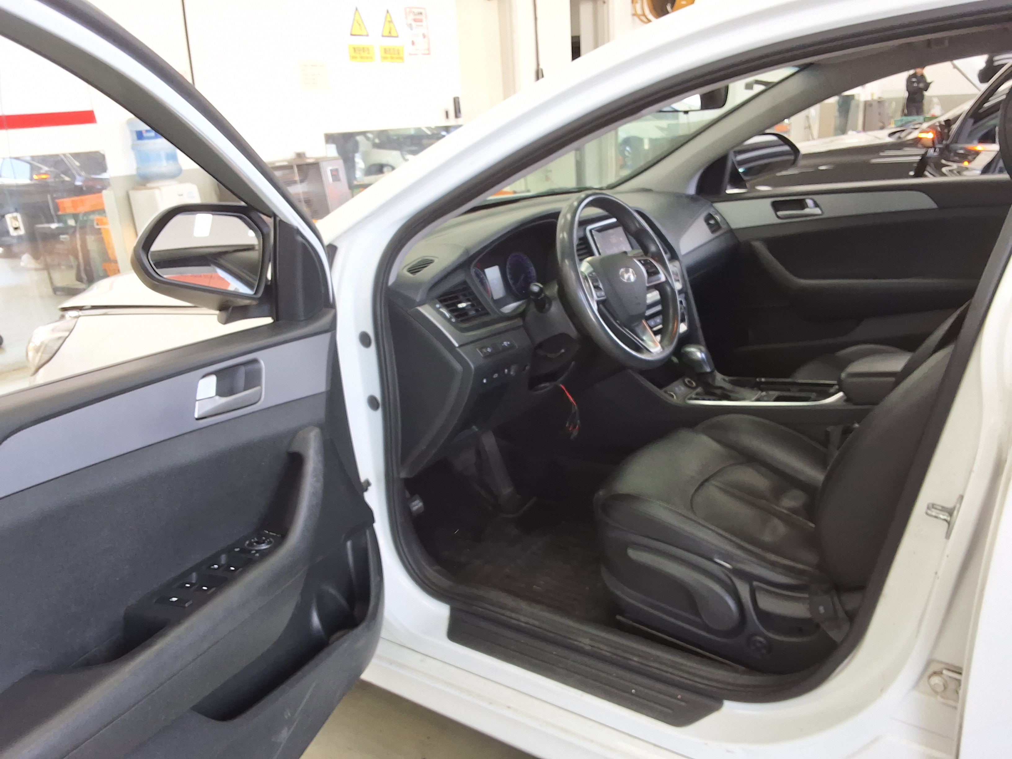 Hyundai Sonata 2020 - Image 9