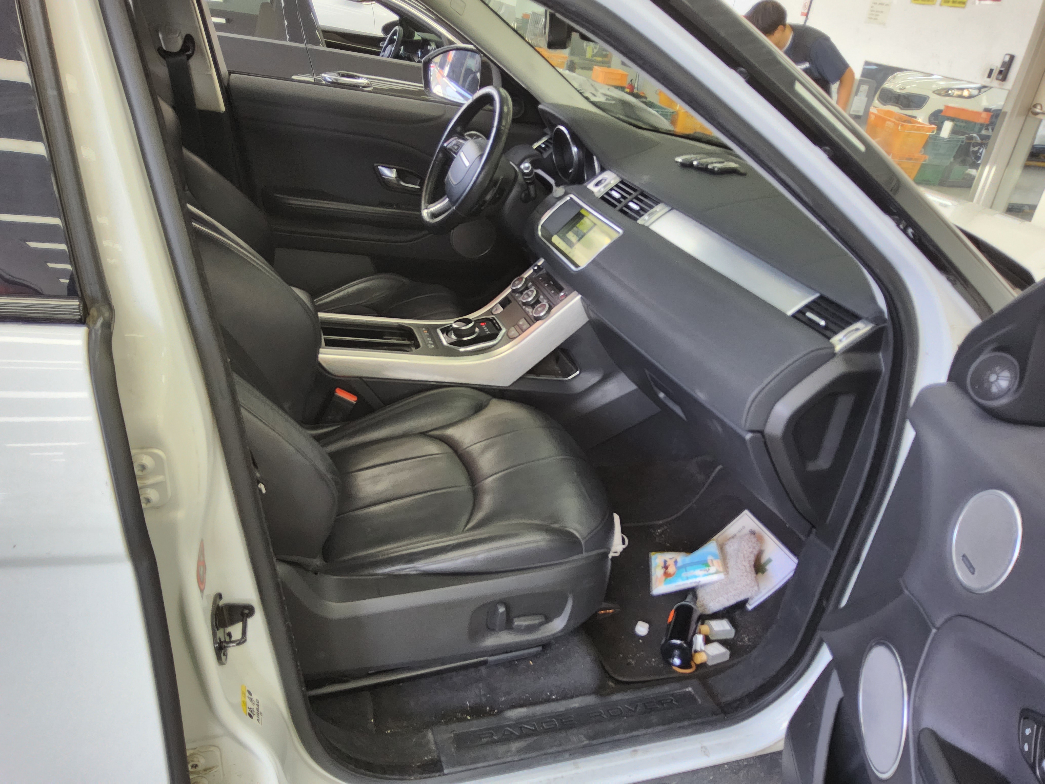 Land Rover Range Rover - 13