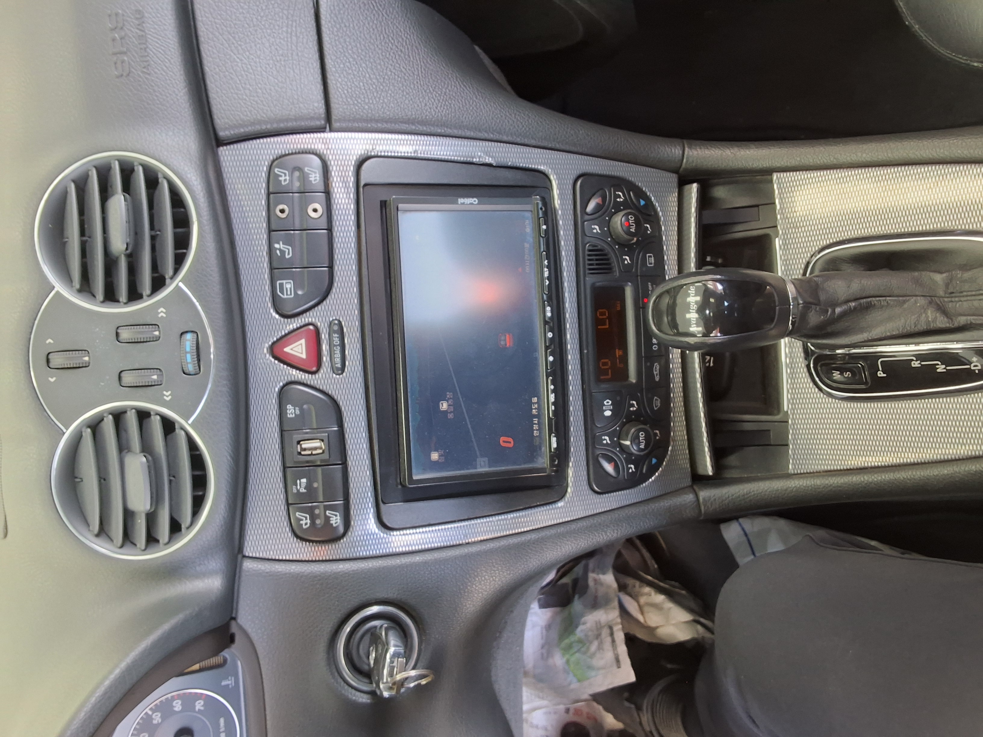 Mercedes-Benz CLK-Class 2003 - Image 14