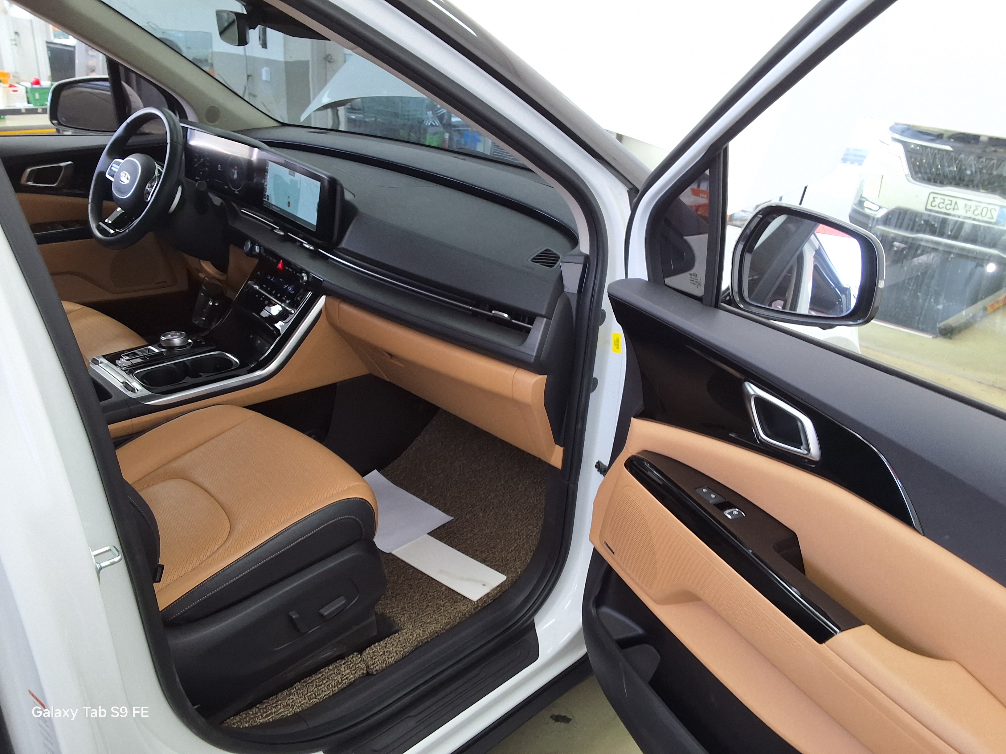 Kia SEDONA 2021 - Image 13