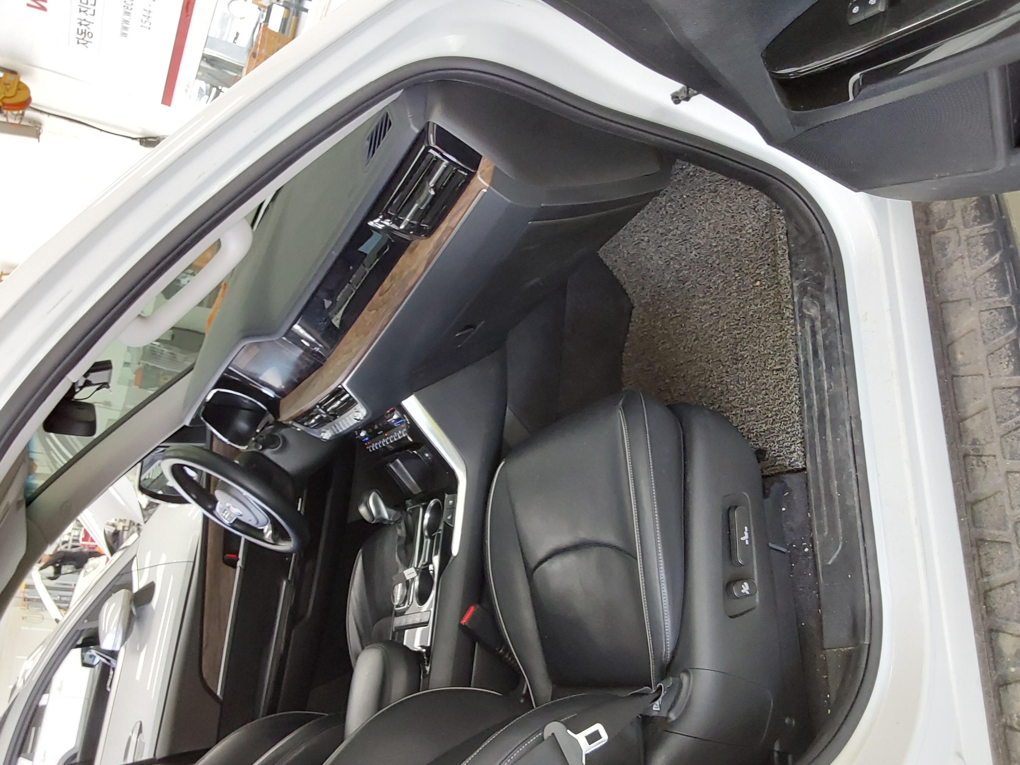 Kia BORREGO 2021 - Image 13