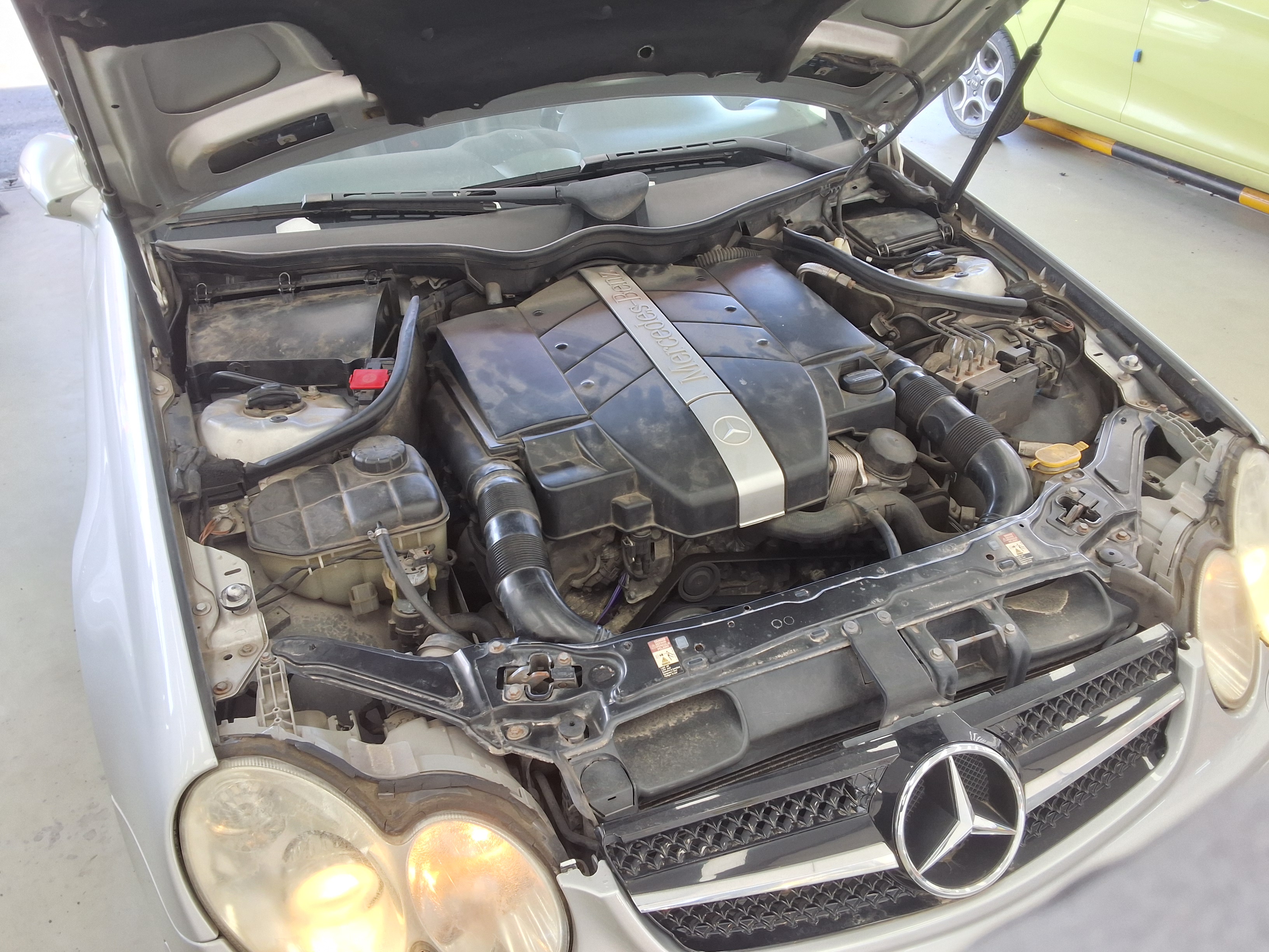 Mercedes-Benz CLK-Class 2003 - Image 16