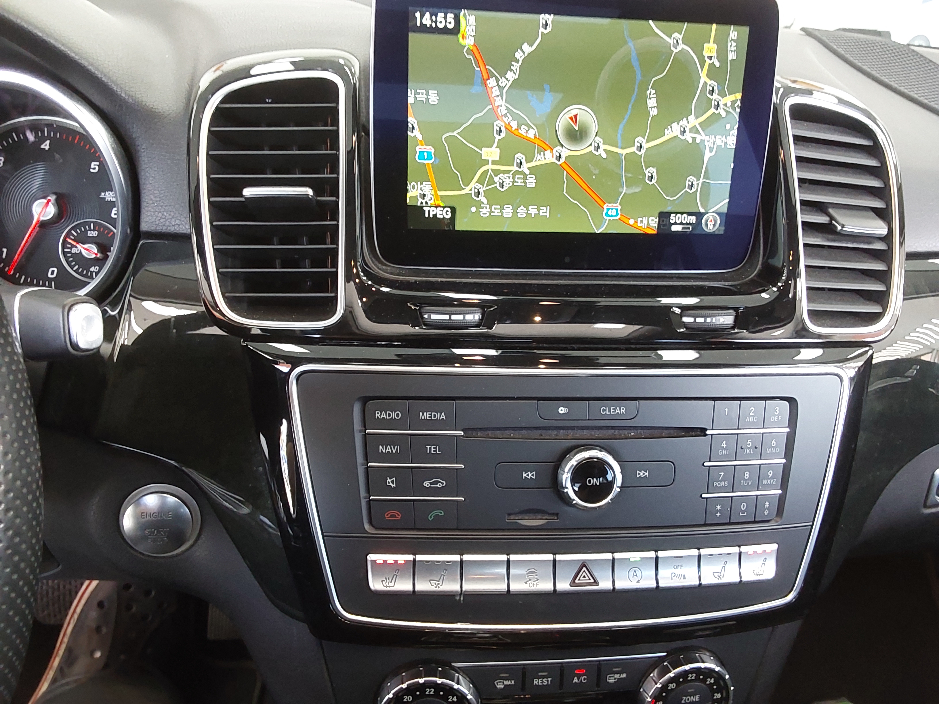 Mercedes-Benz GLE-Class 2016 - Image 16