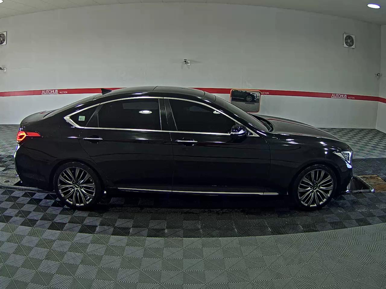 Genesis G80 2017 - Image 3