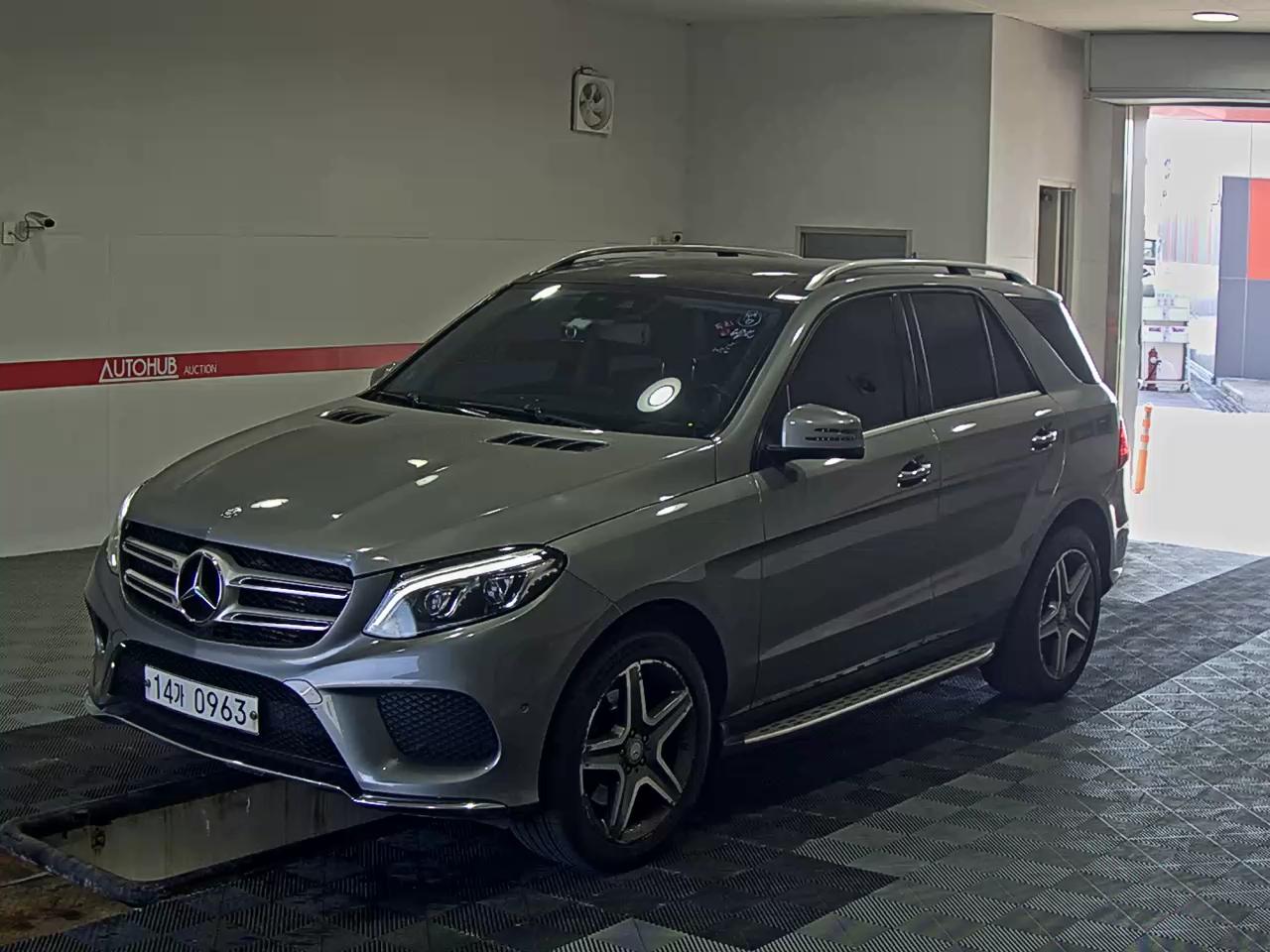 Mercedes-Benz GLE-Class
