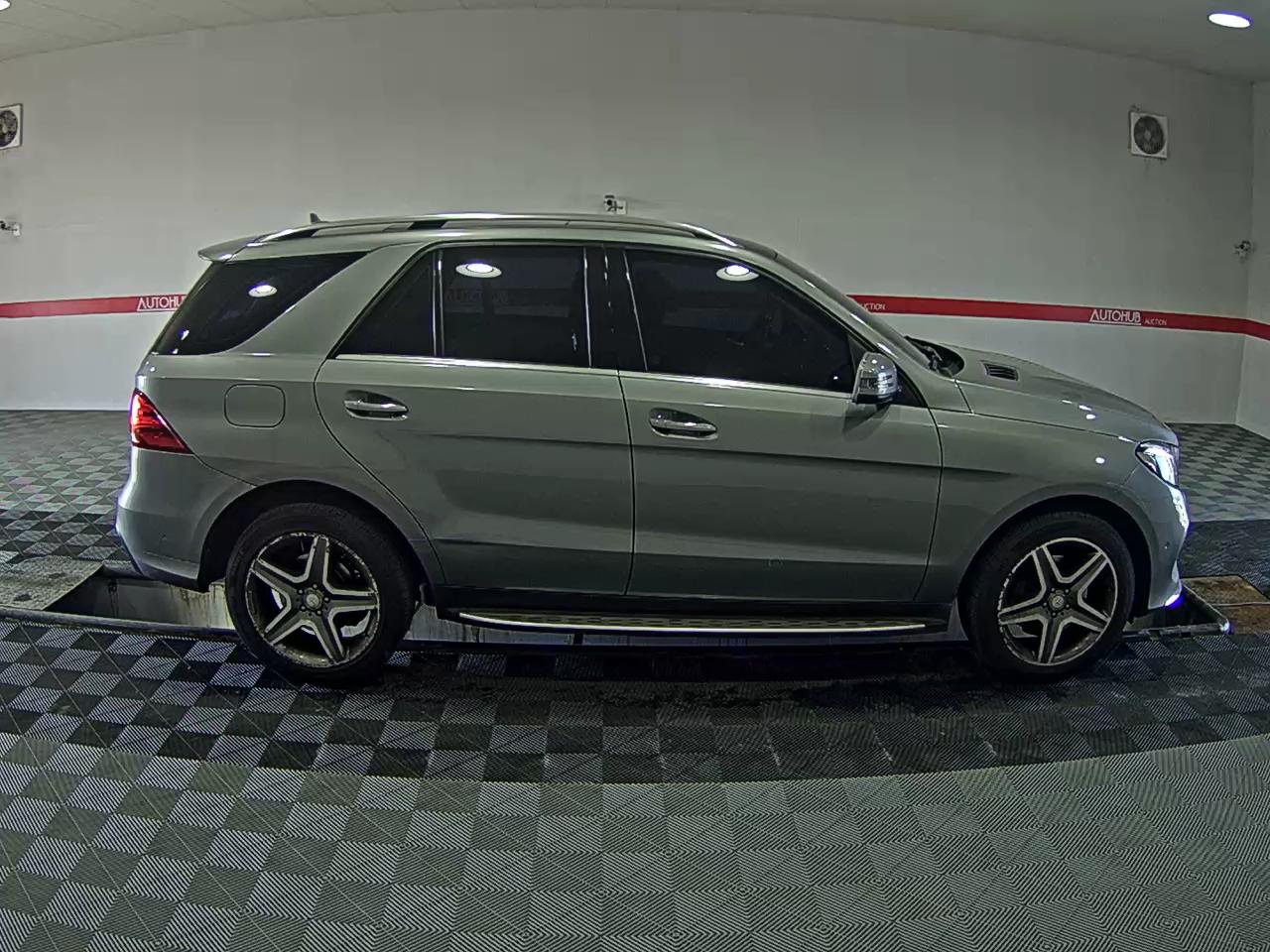 Mercedes-Benz GLE-Class 2016 - Image 3