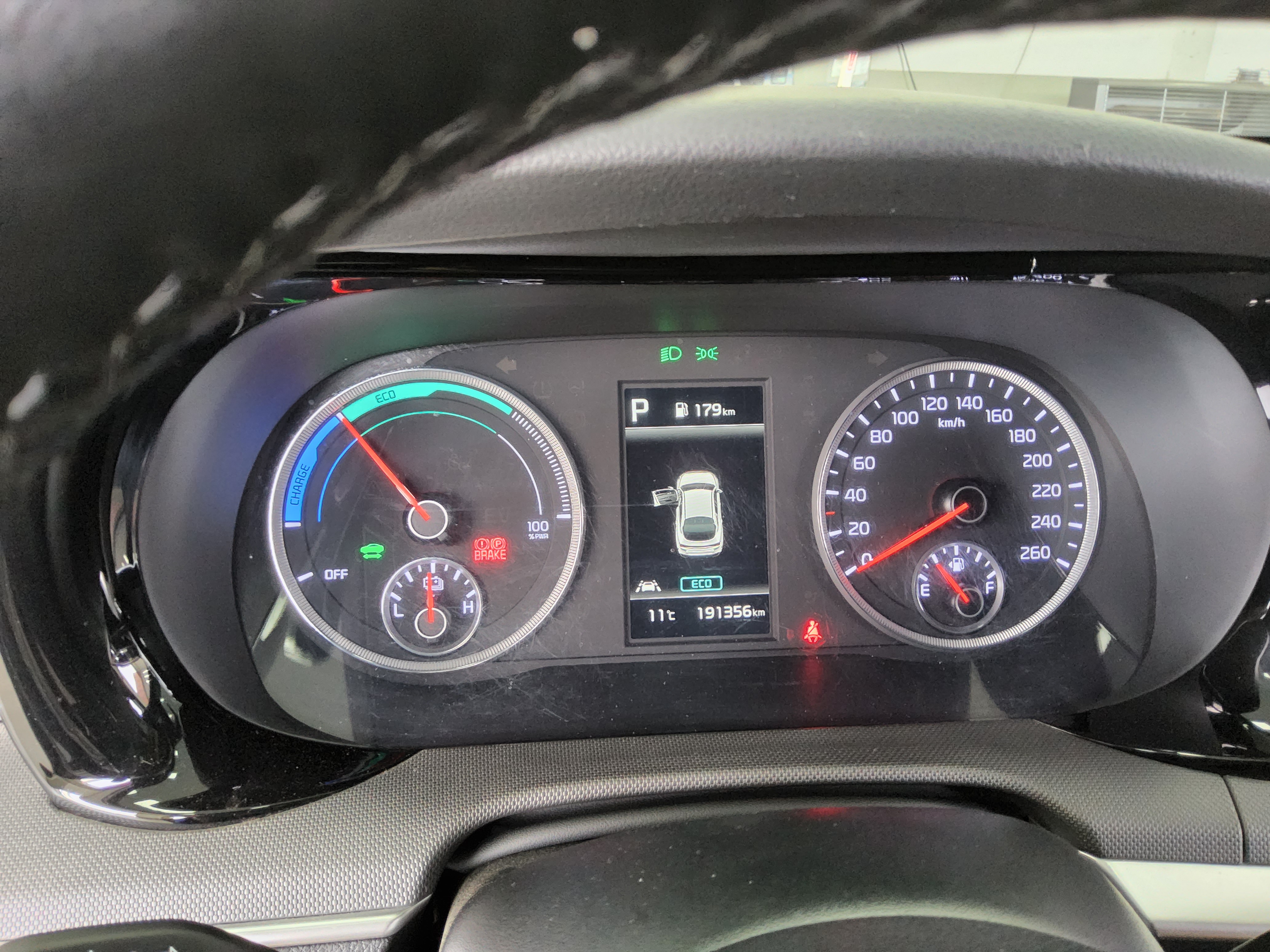 Kia K5 - 8