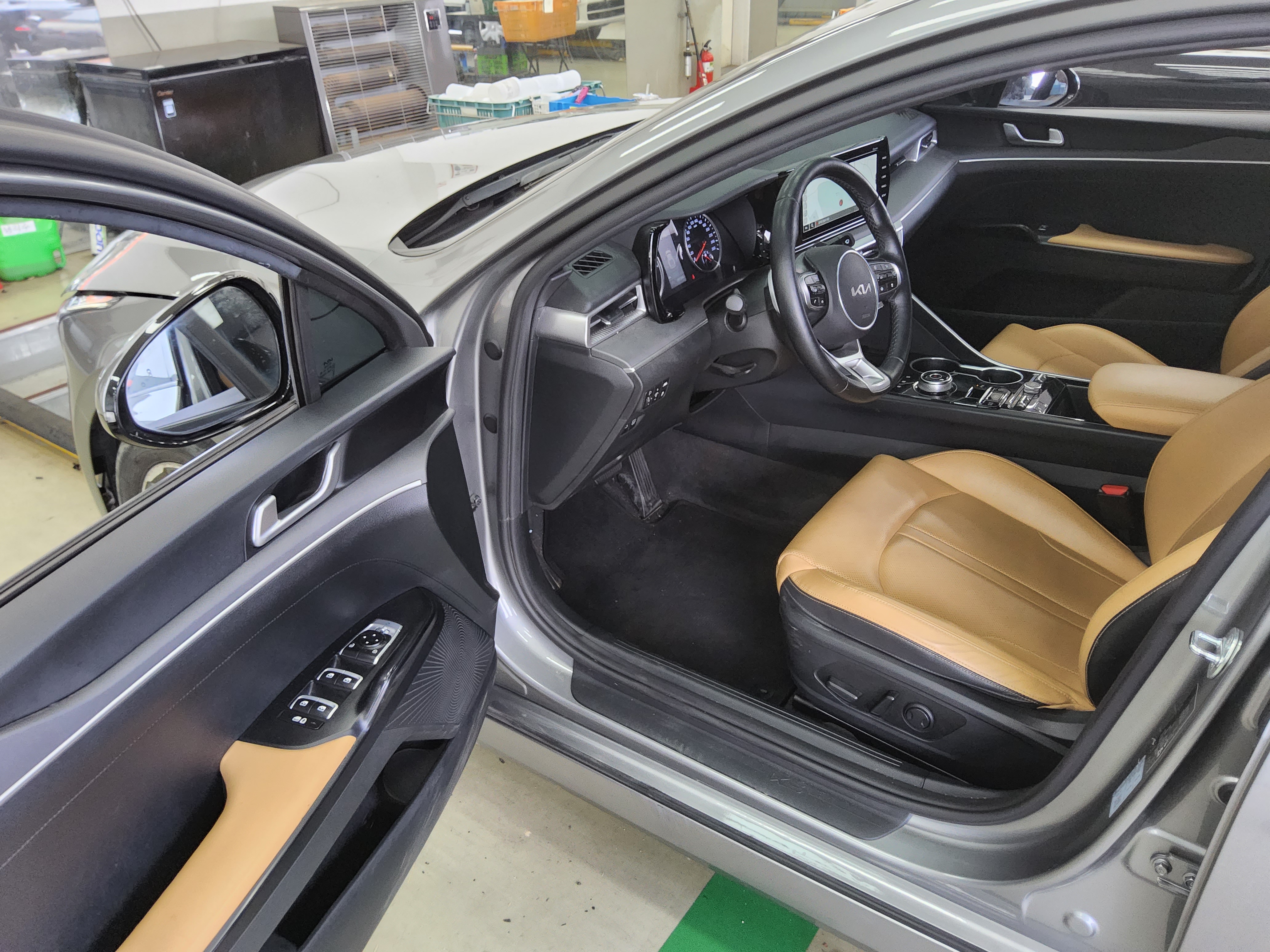 Kia K5 - 9