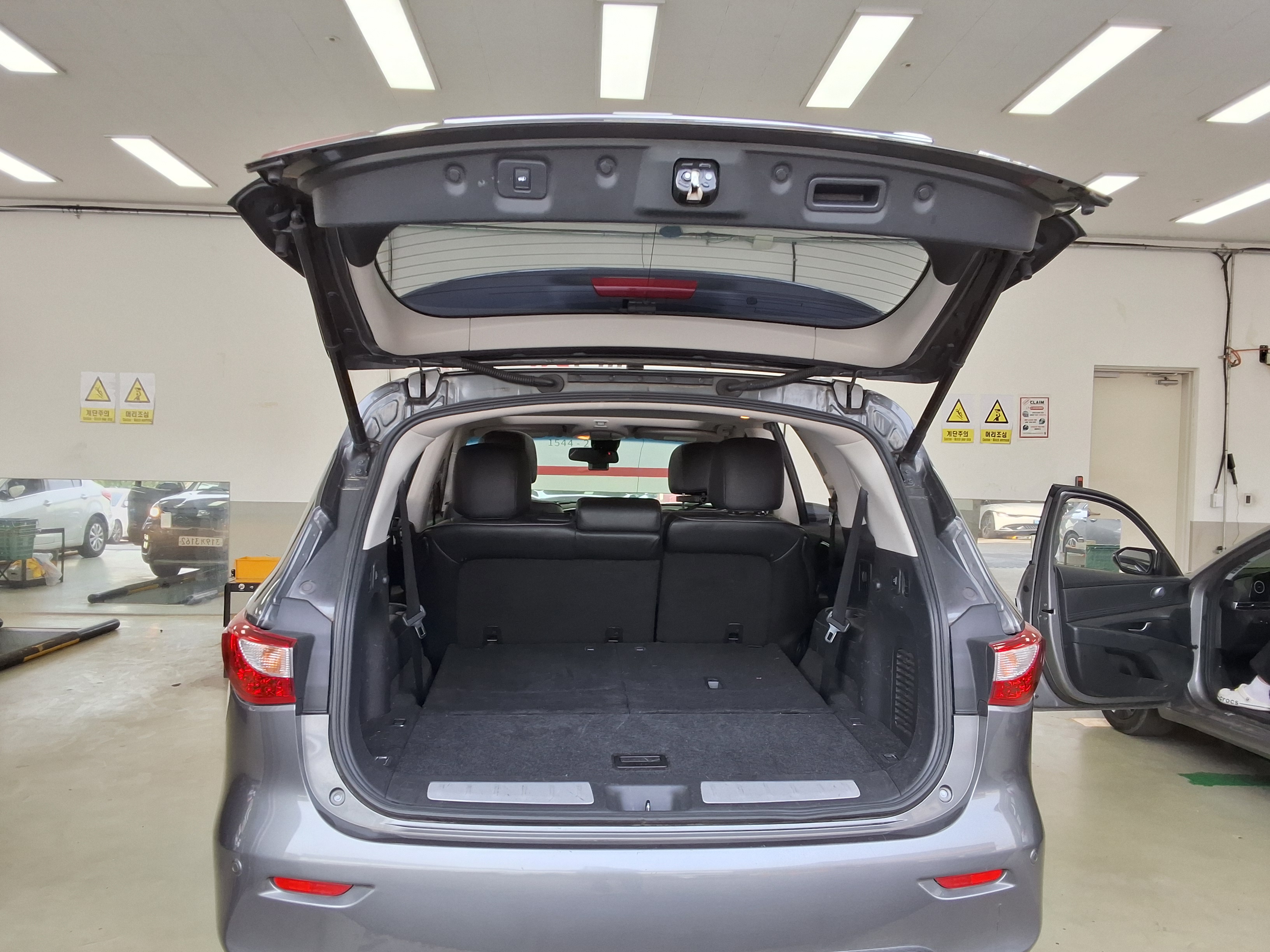 Infiniti QX60 2015 - Image 14