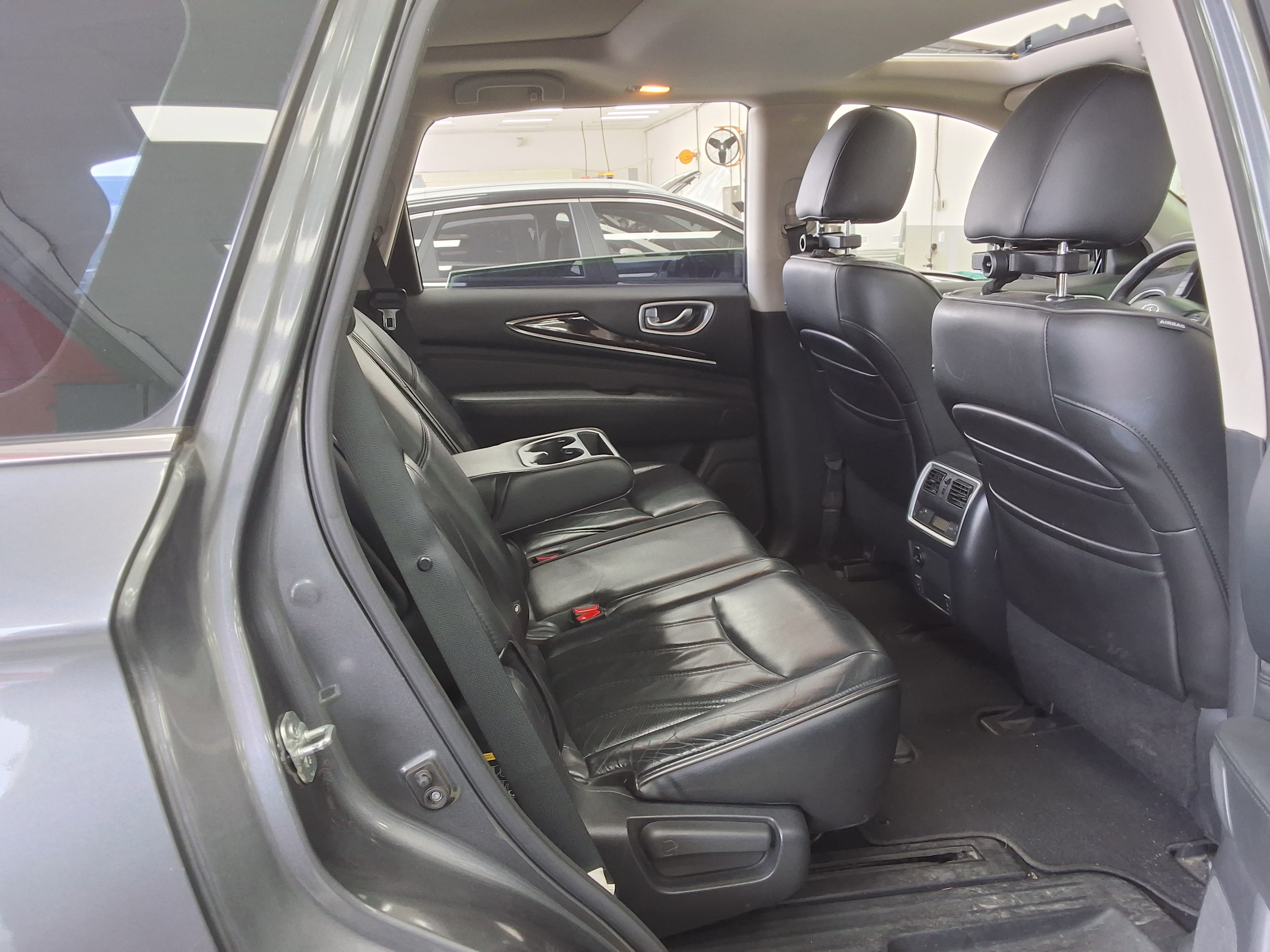 Infiniti QX60 2015 - Image 12