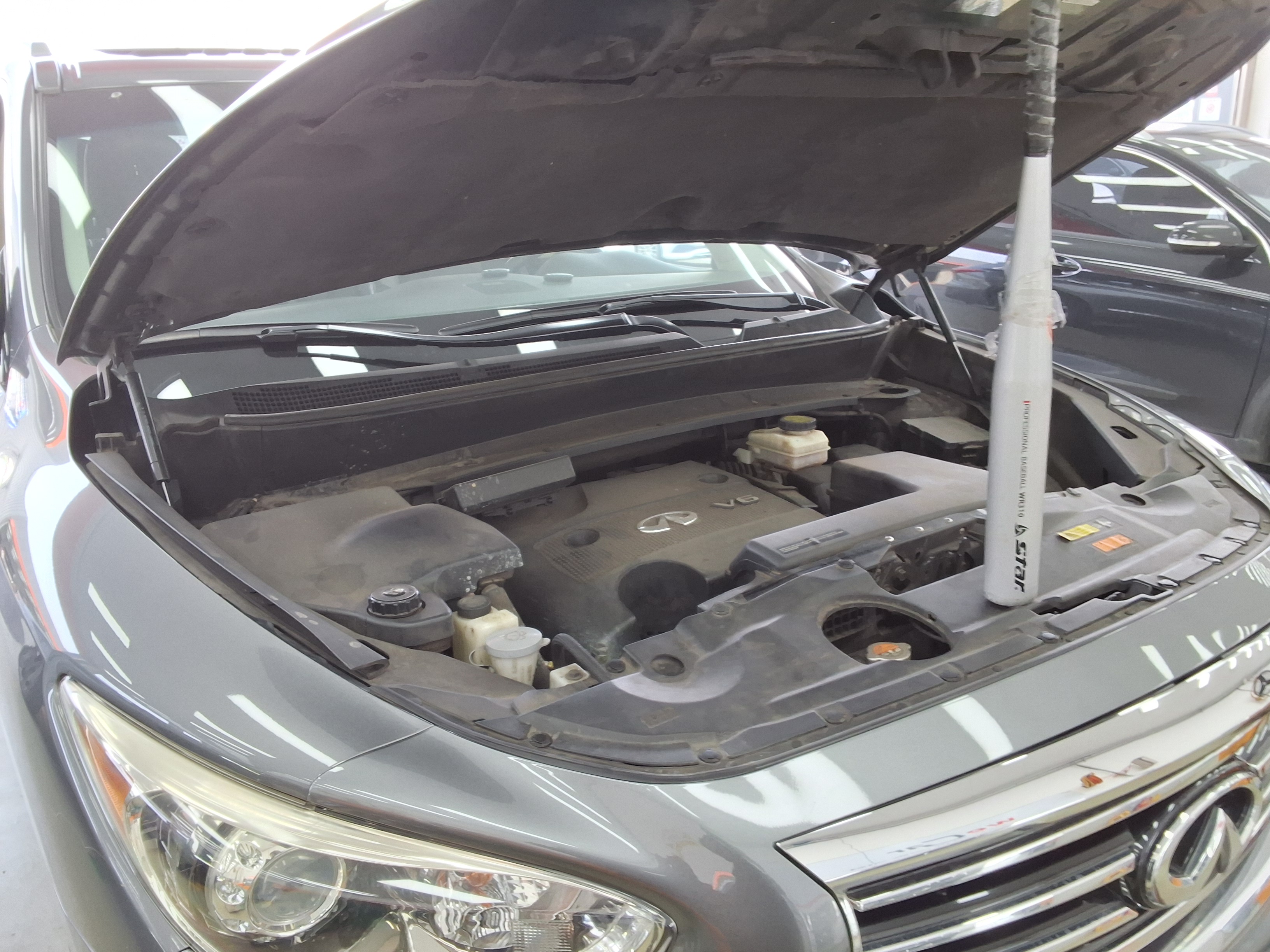 Infiniti QX60 2015 - Image 16
