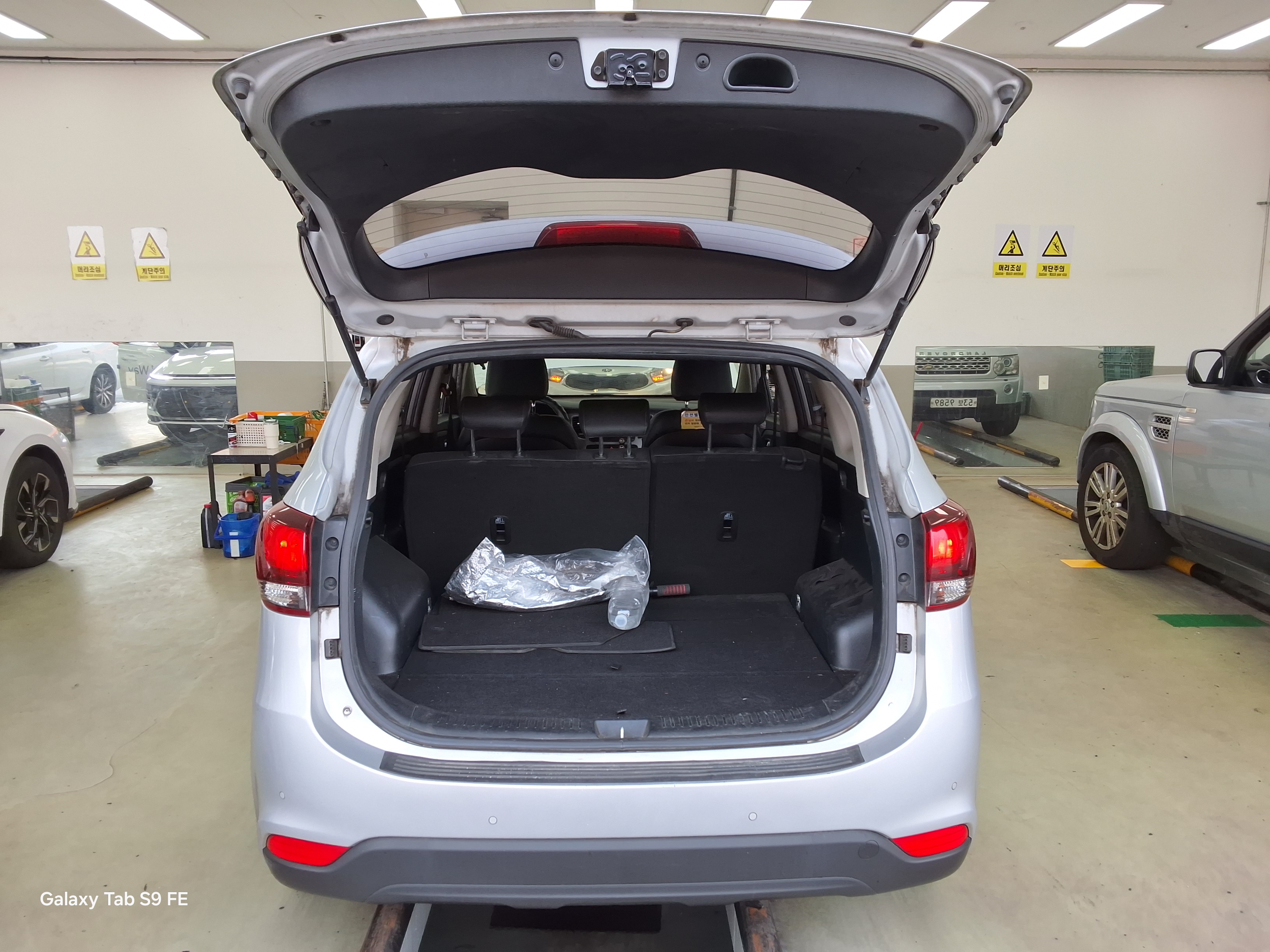 Kia Carens - 14