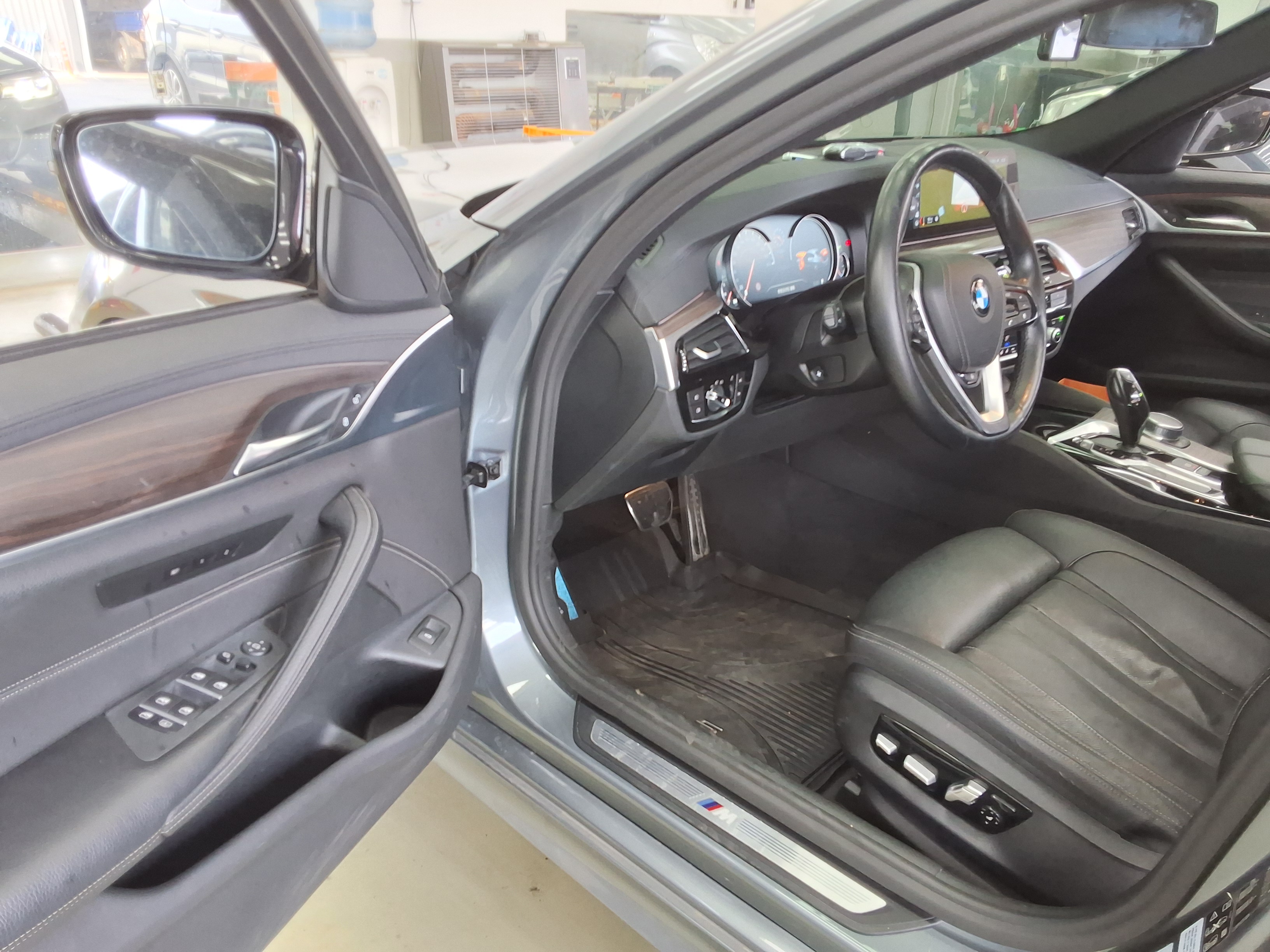 BMW 5 시리즈 - 9