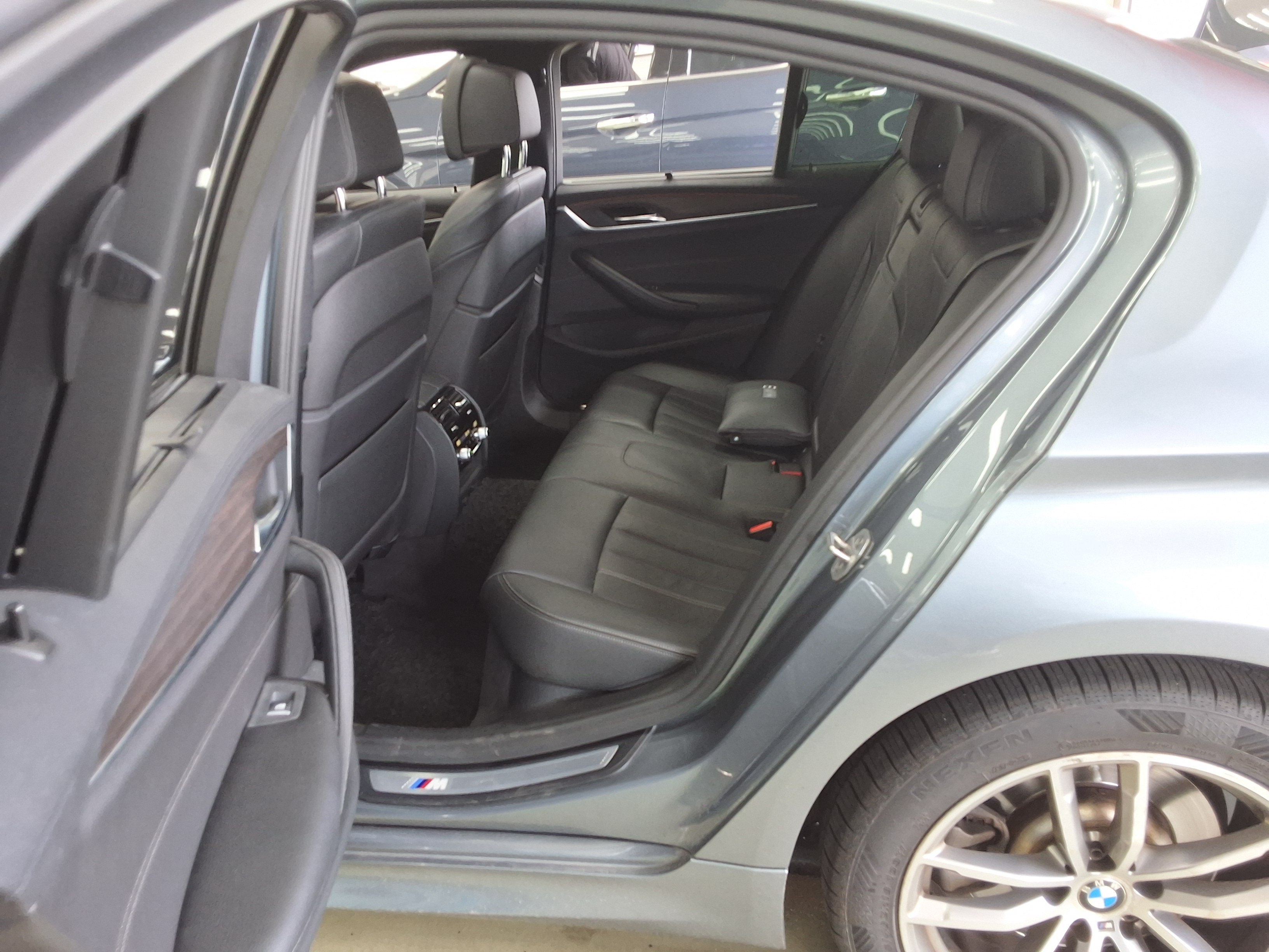 BMW 5 시리즈 - 11