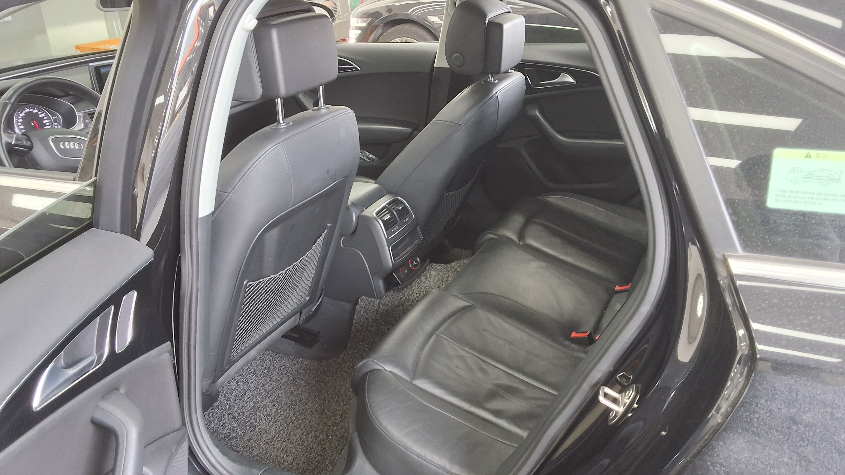 Audi A6 - 11