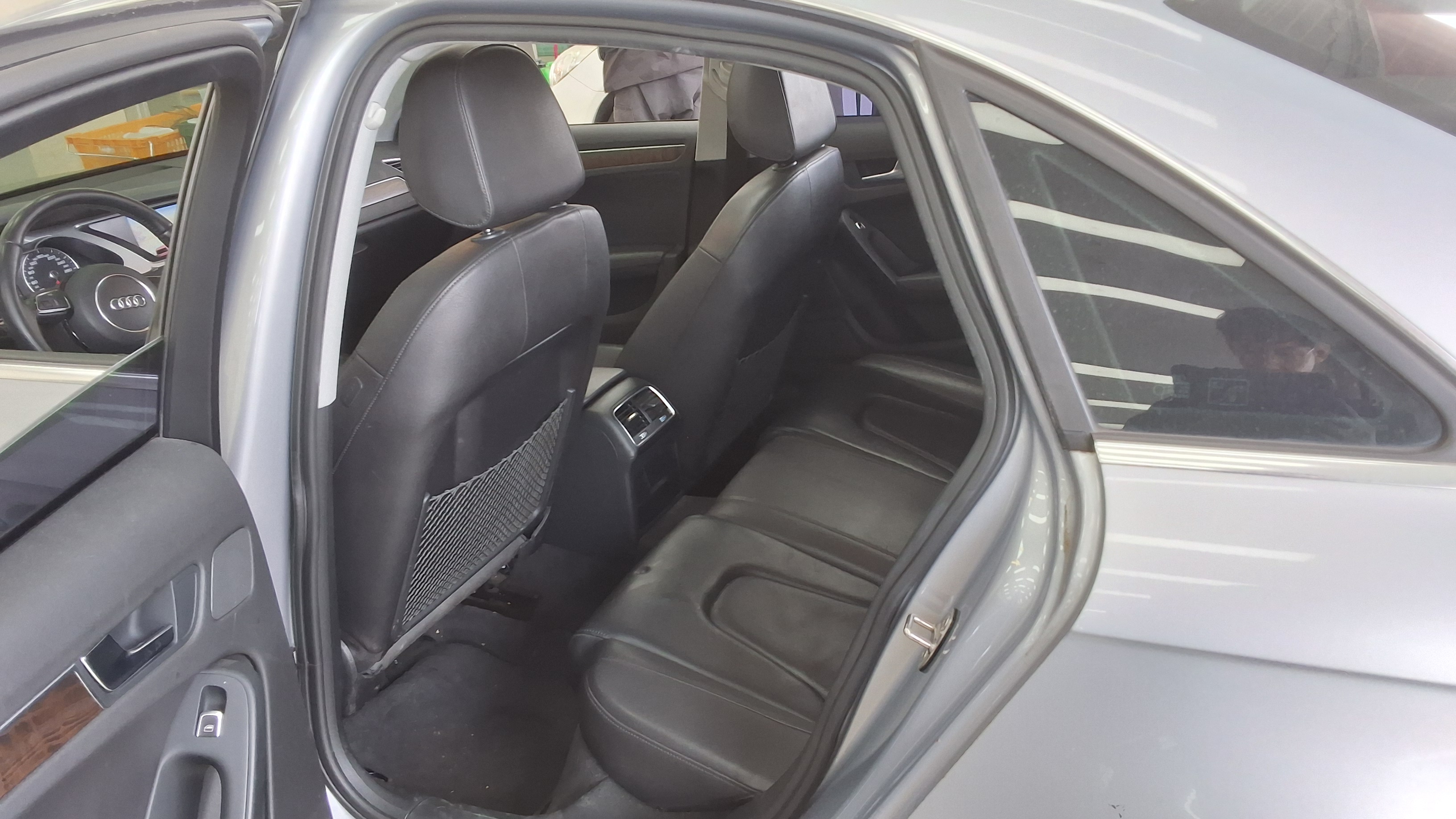 Audi A4 2016 - Image 11
