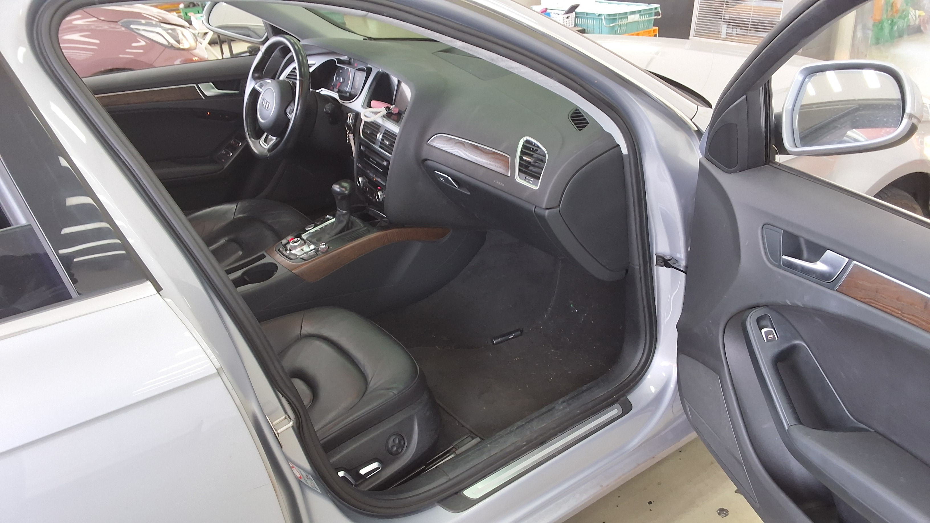 Audi A4 2016 - Image 13