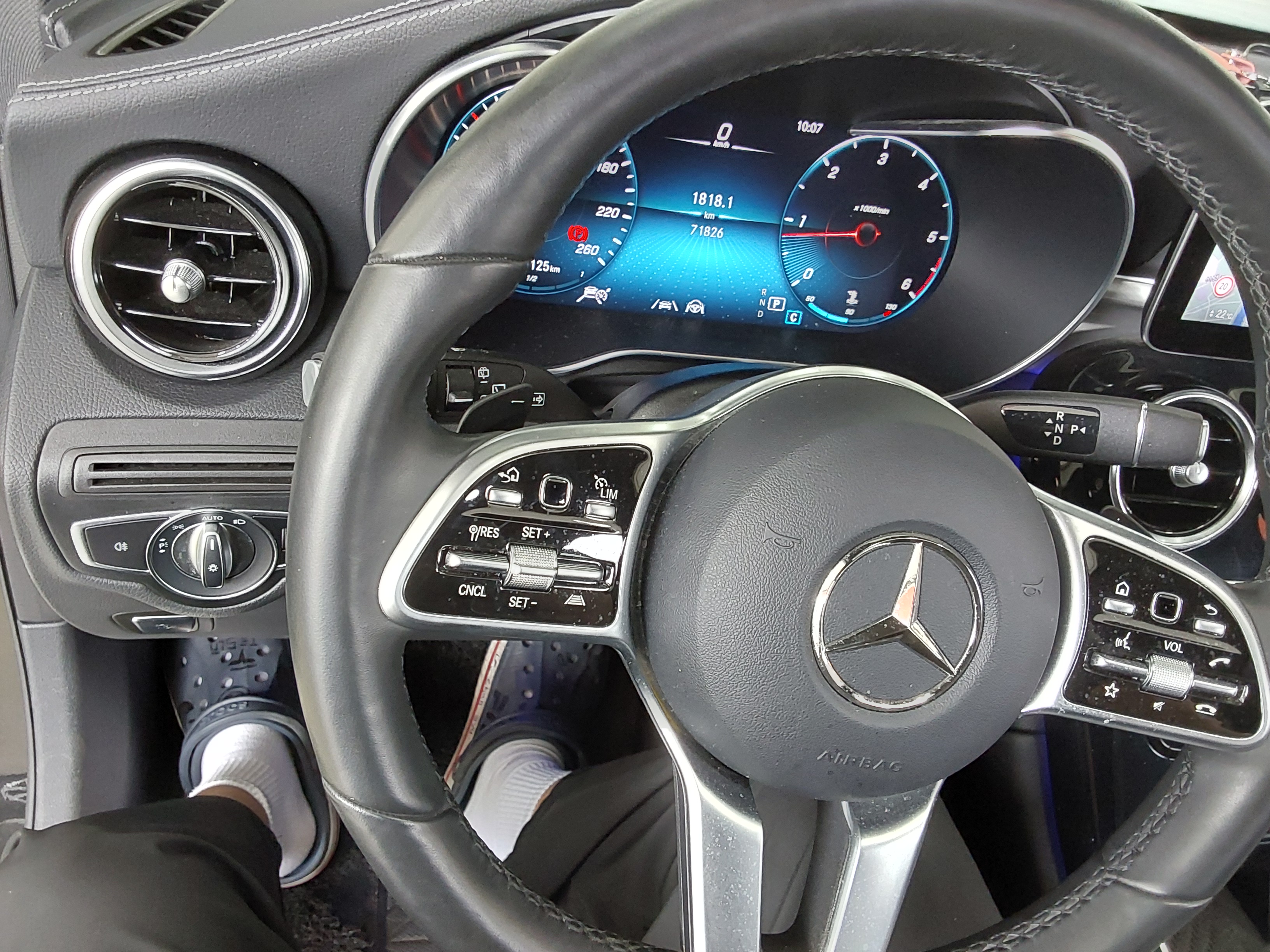 مرسيدس بنز GLC - 16