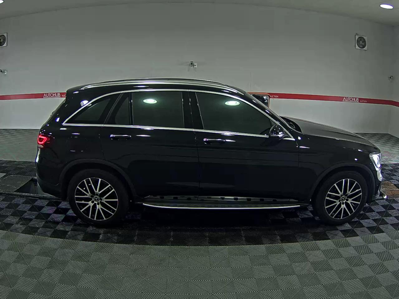 مرسيدس بنز GLC - 3