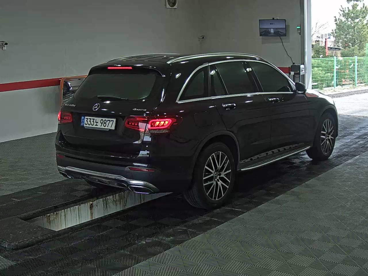 مرسيدس بنز GLC - 4