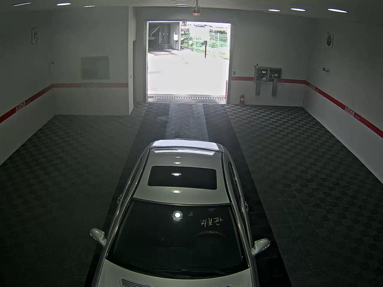 Mercedes-Benz CLK-Class 2003 - Image 6