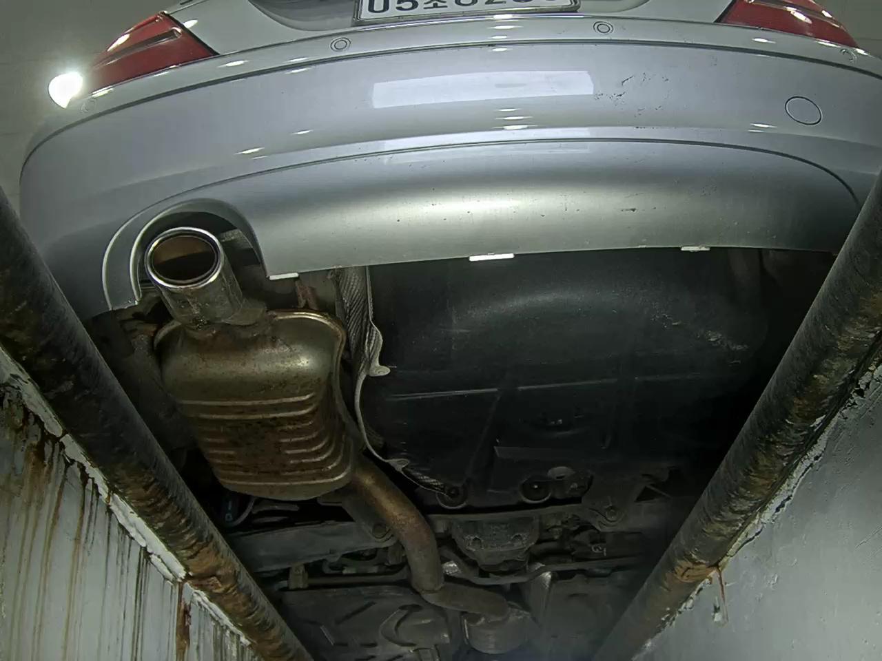 Mercedes-Benz CLK-Class 2003 - Image 7