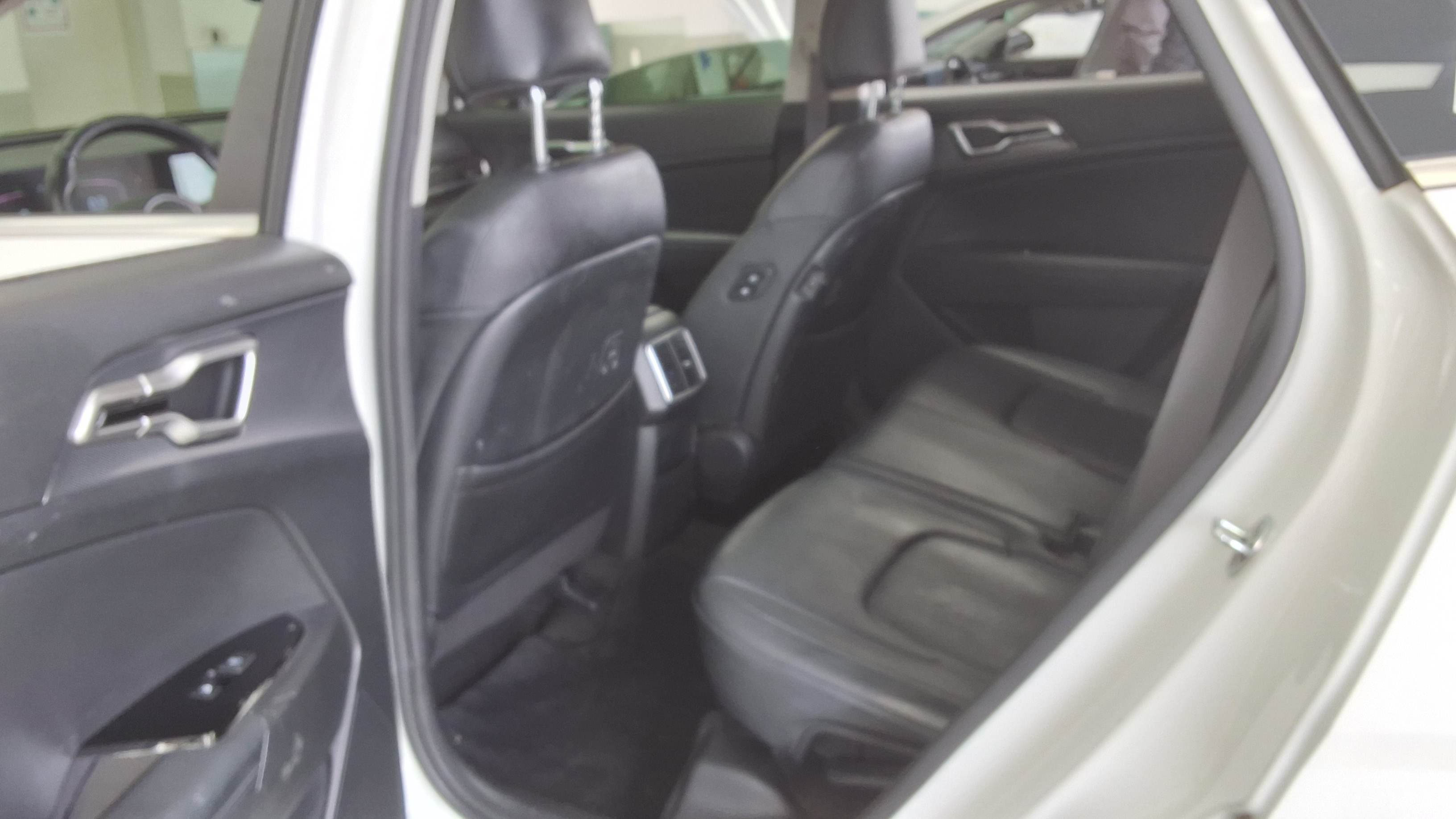 Kia Other 2022 - Image 11
