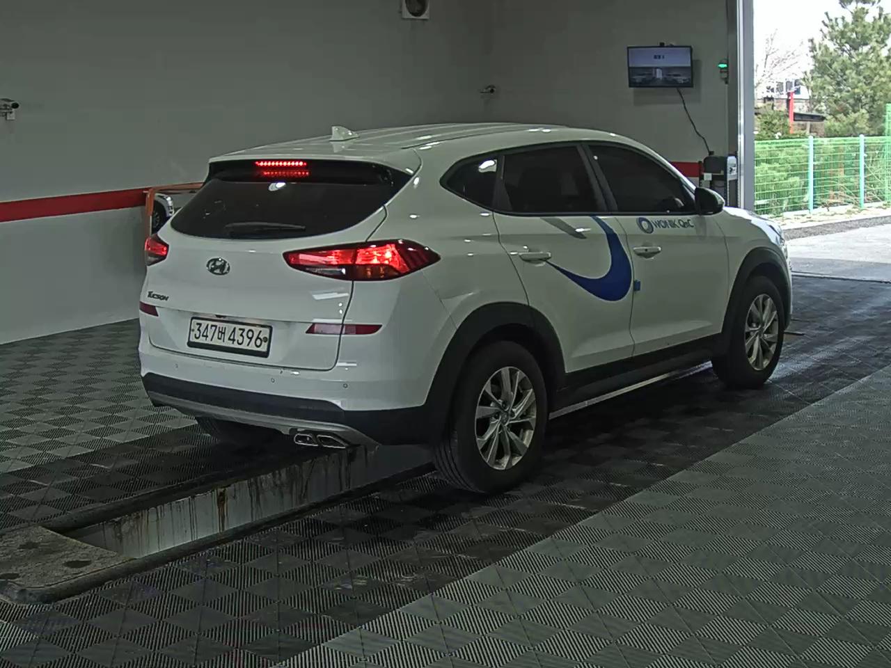 Hyundai Tucson - 4
