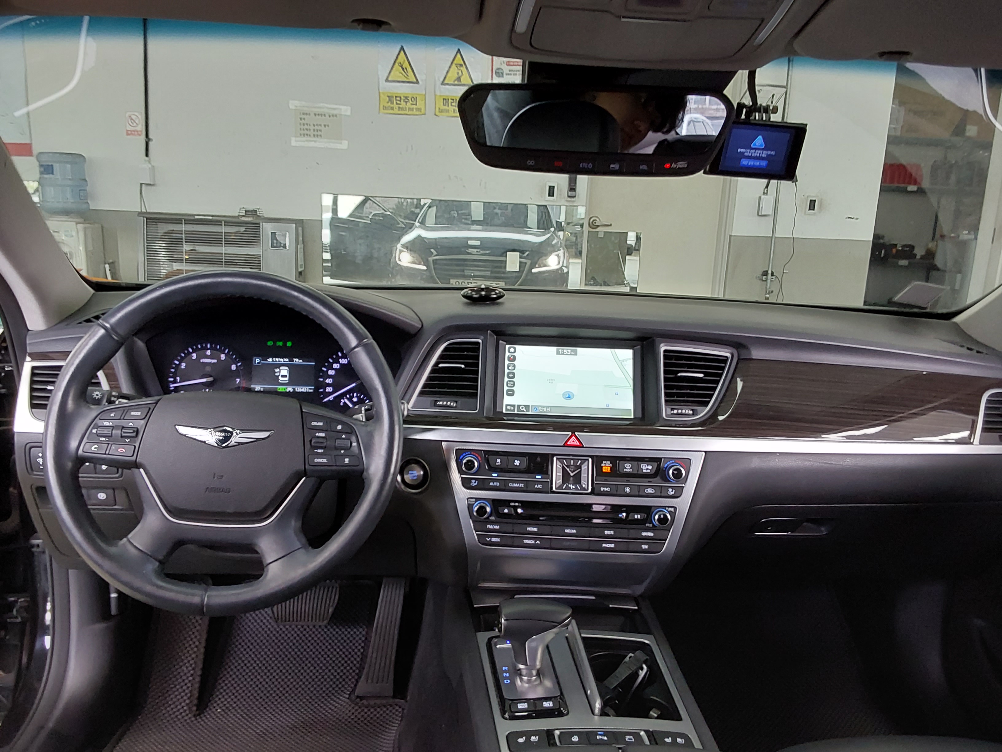 Genesis G80 - 10