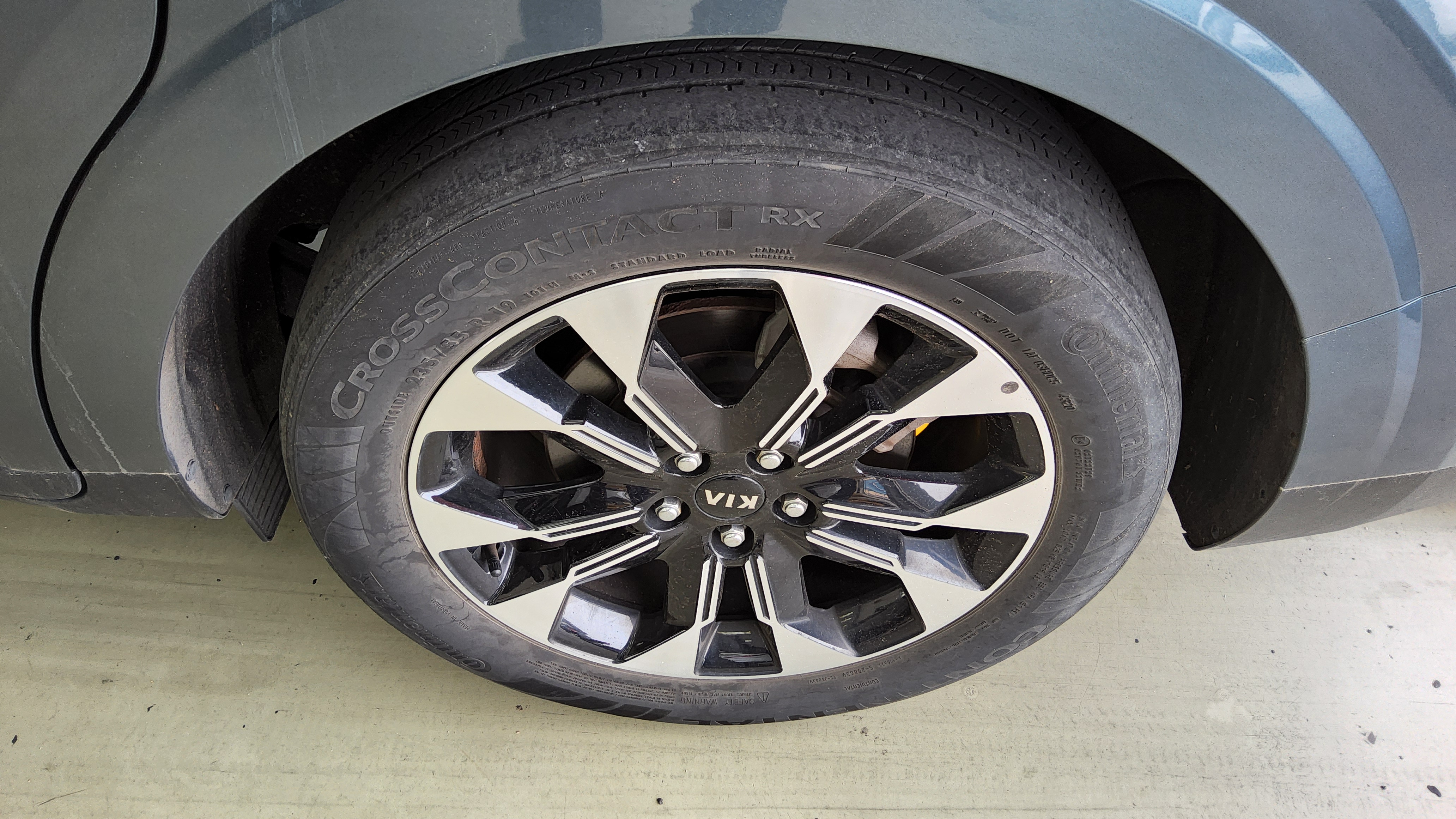 Kia SEDONA 2021 - Image 17