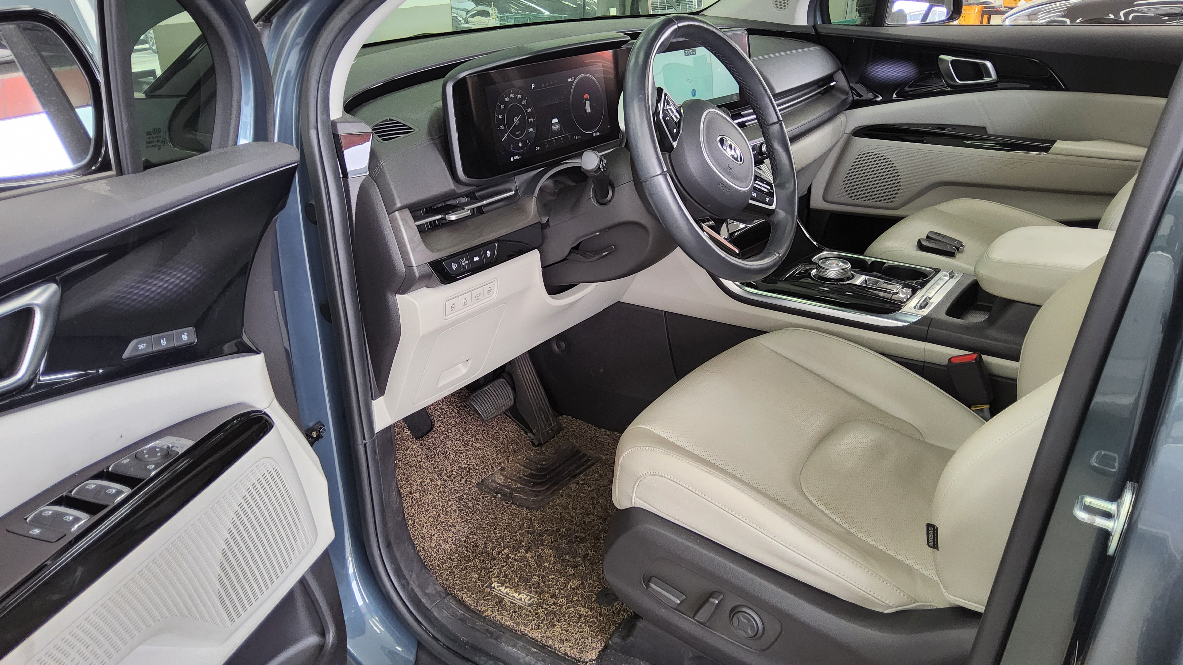 Kia SEDONA 2021 - Image 9