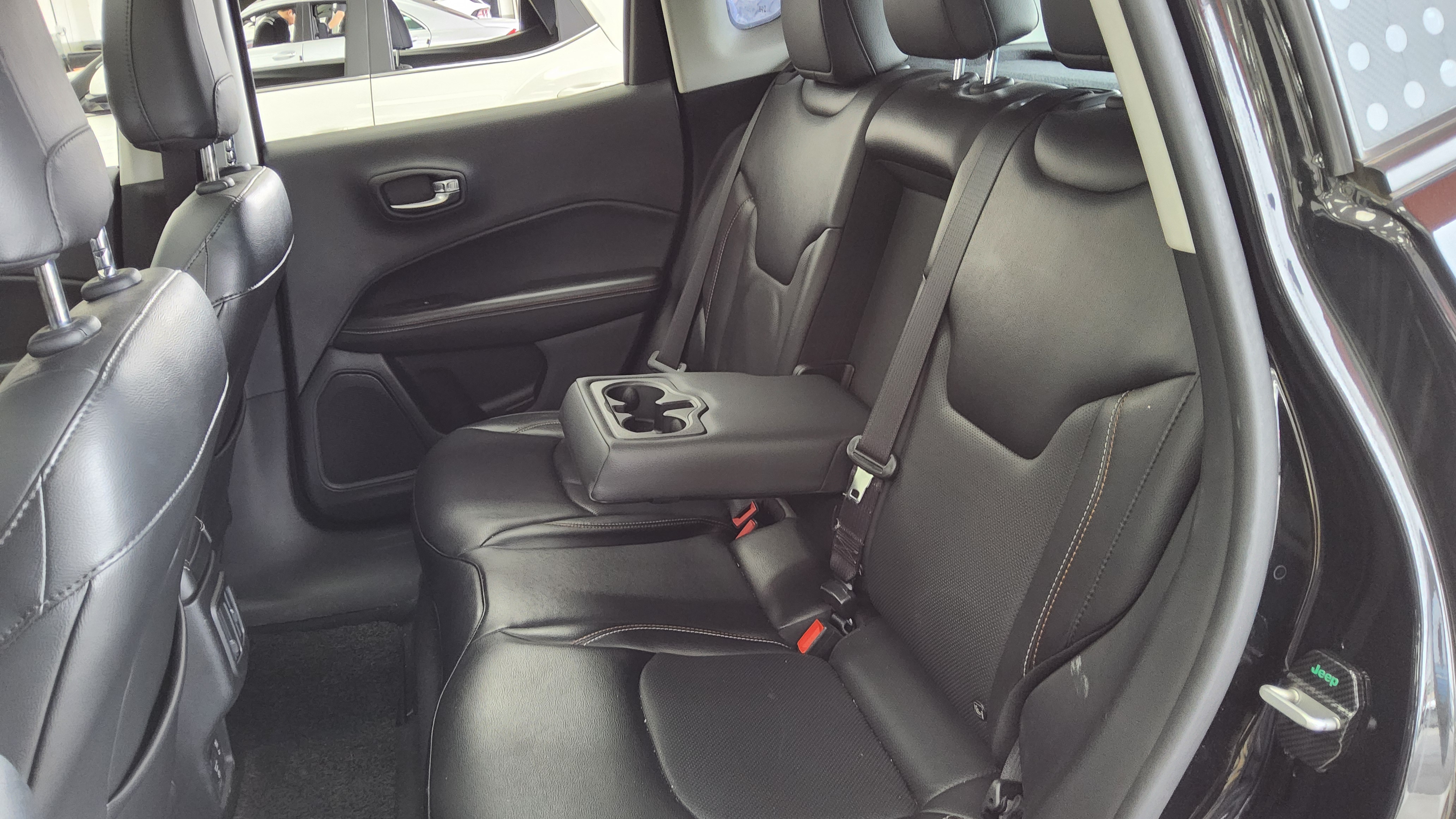 JEEP 컴패스 - 11
