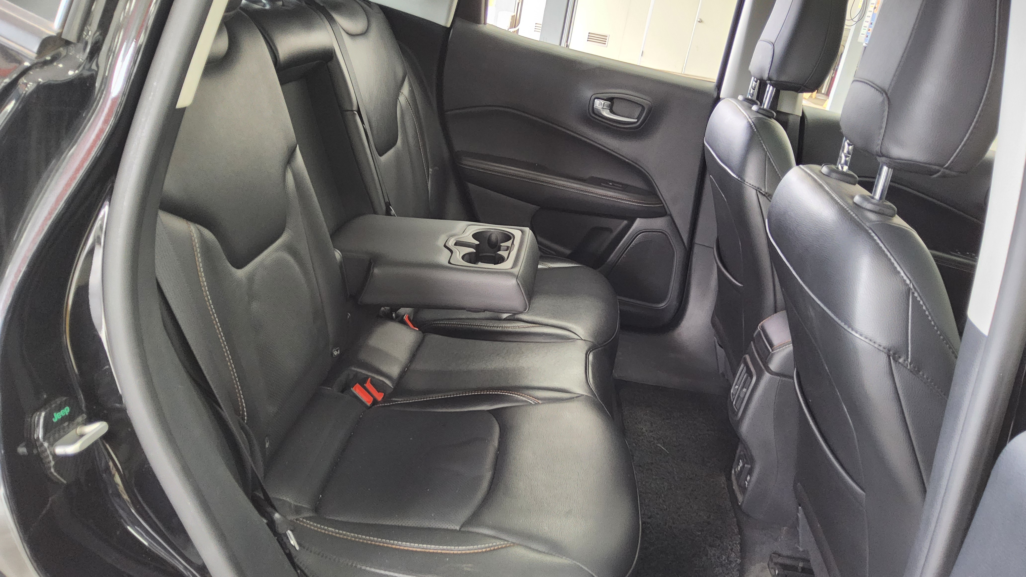JEEP 컴패스 - 12